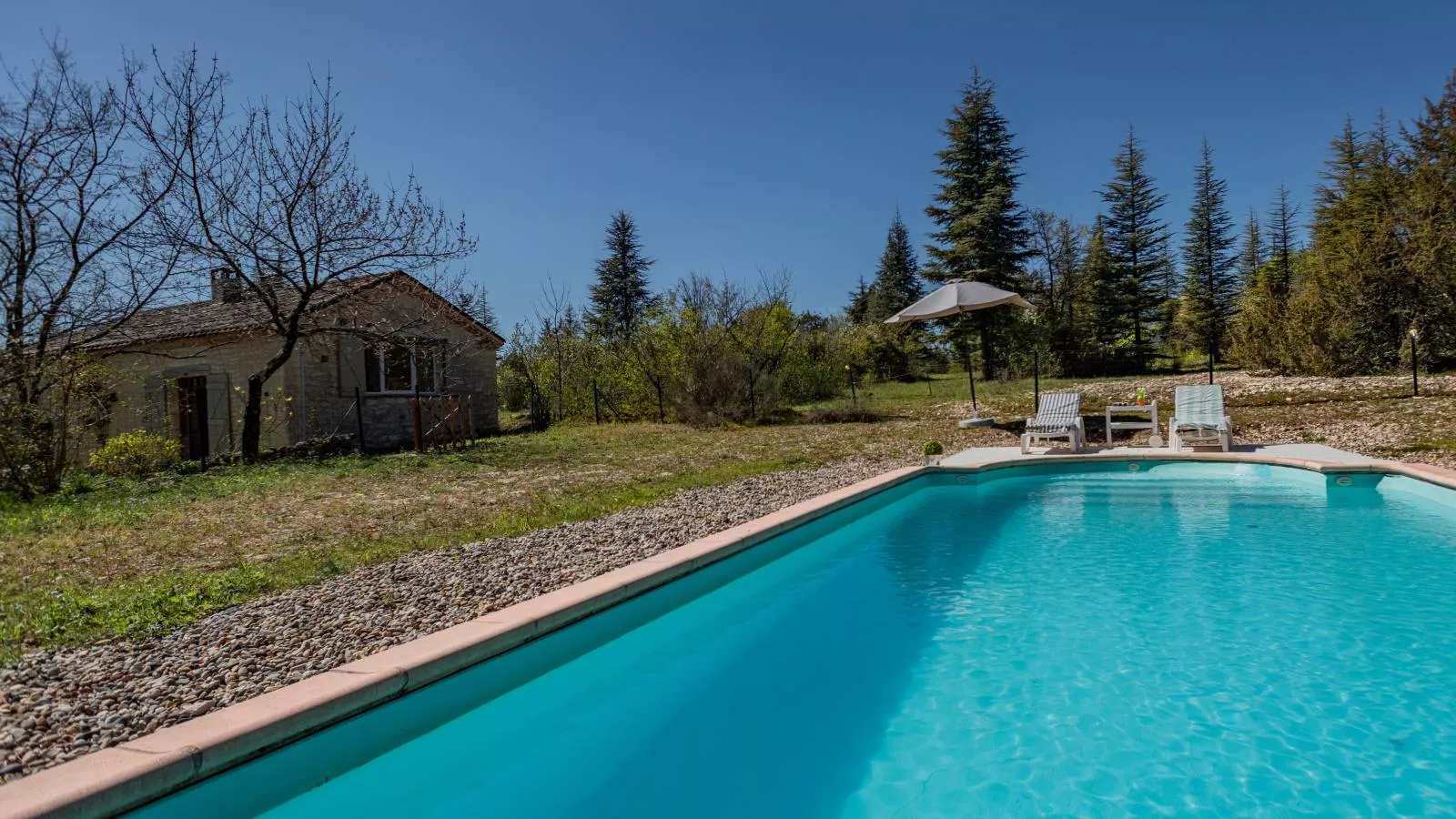 Gite la Bergerie - Swimming pool