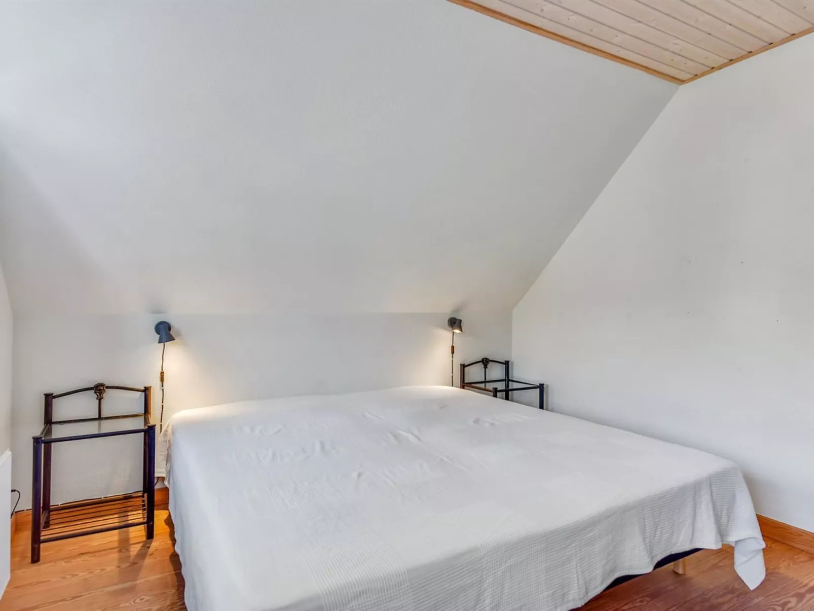 "Reeta" - 32km from the sea - Inside