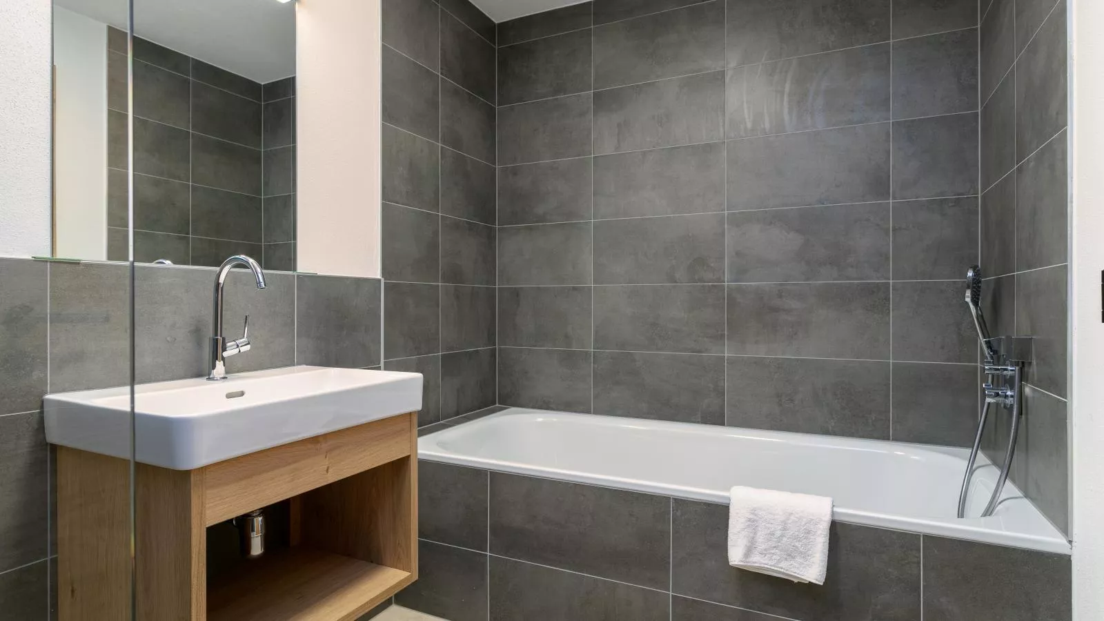 Tauernlodge Eben C1 - Badezimmer