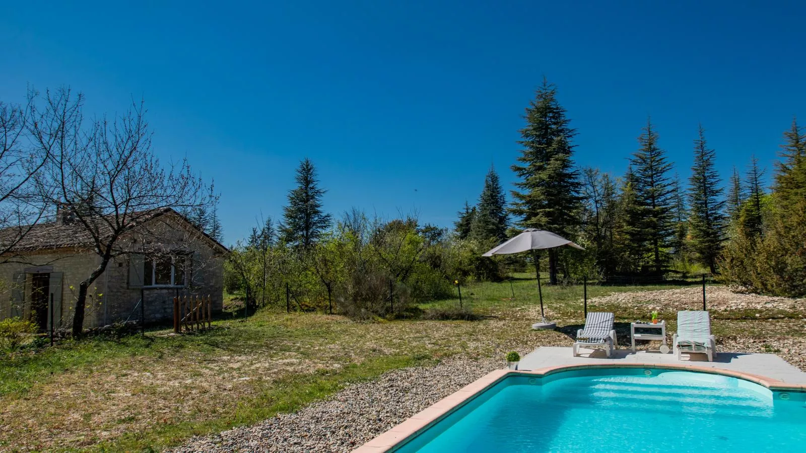 Gite la Bergerie - Swimming pool