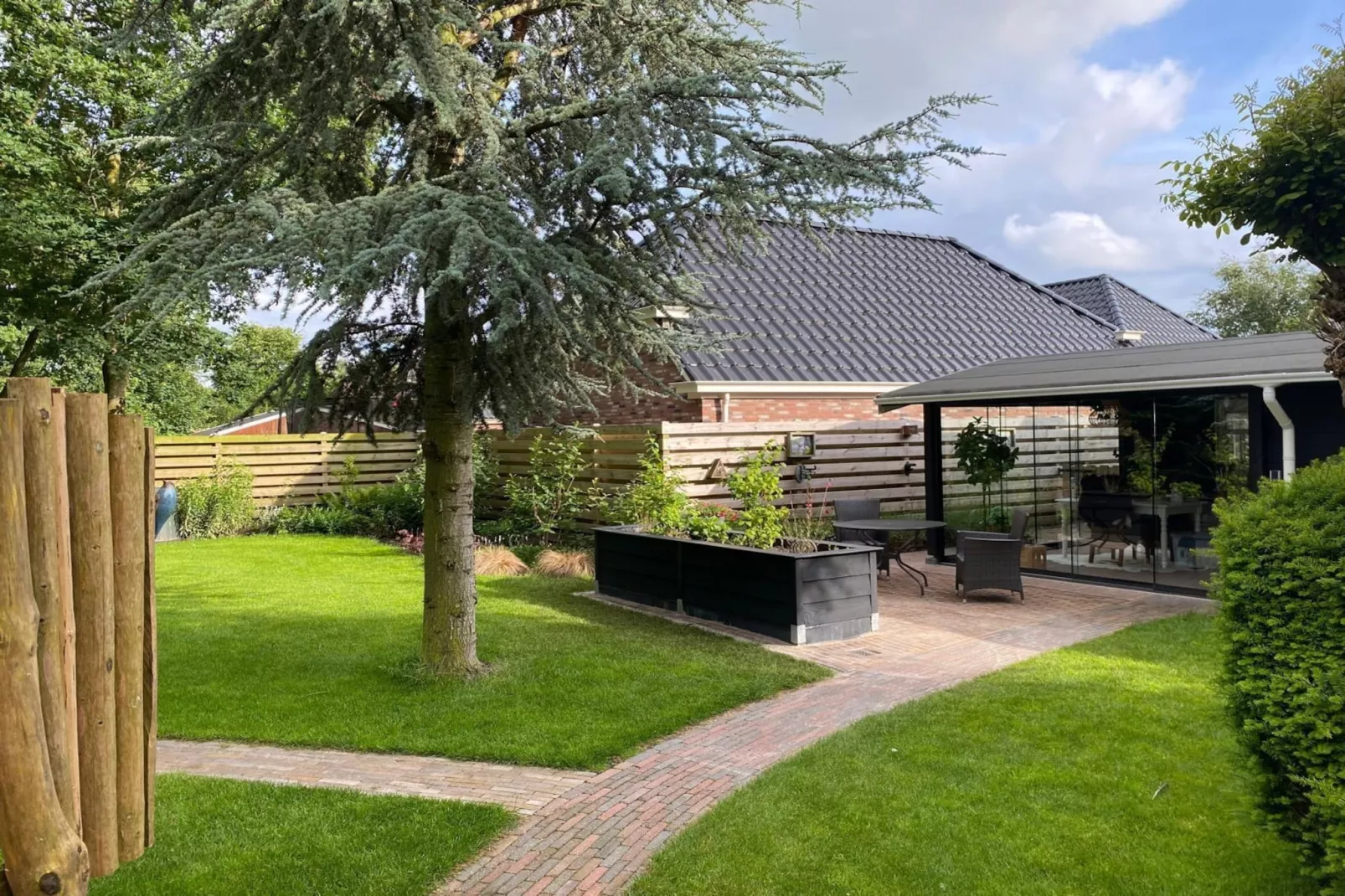 De Groninger Zeeuw - Garten Sommer