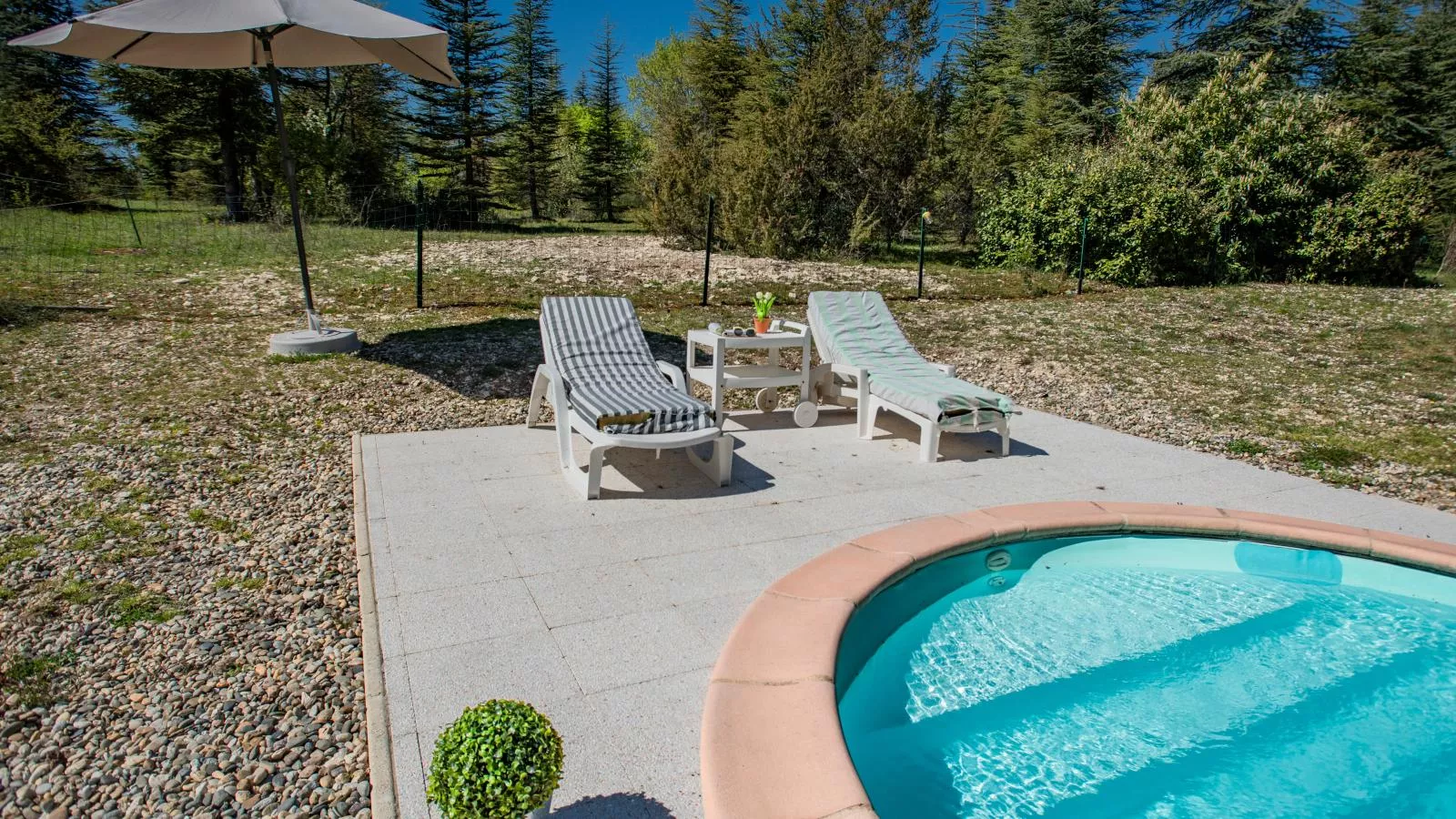 Gite la Bergerie - Swimming pool