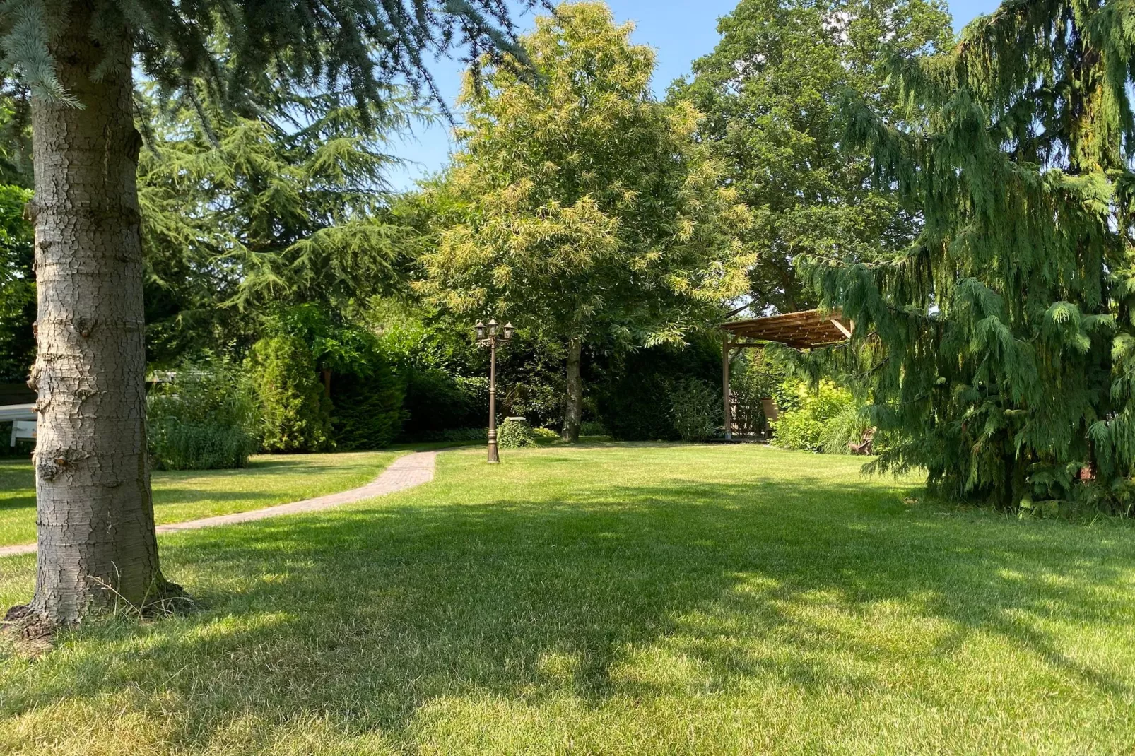 De Groninger Zeeuw - Garten Sommer
