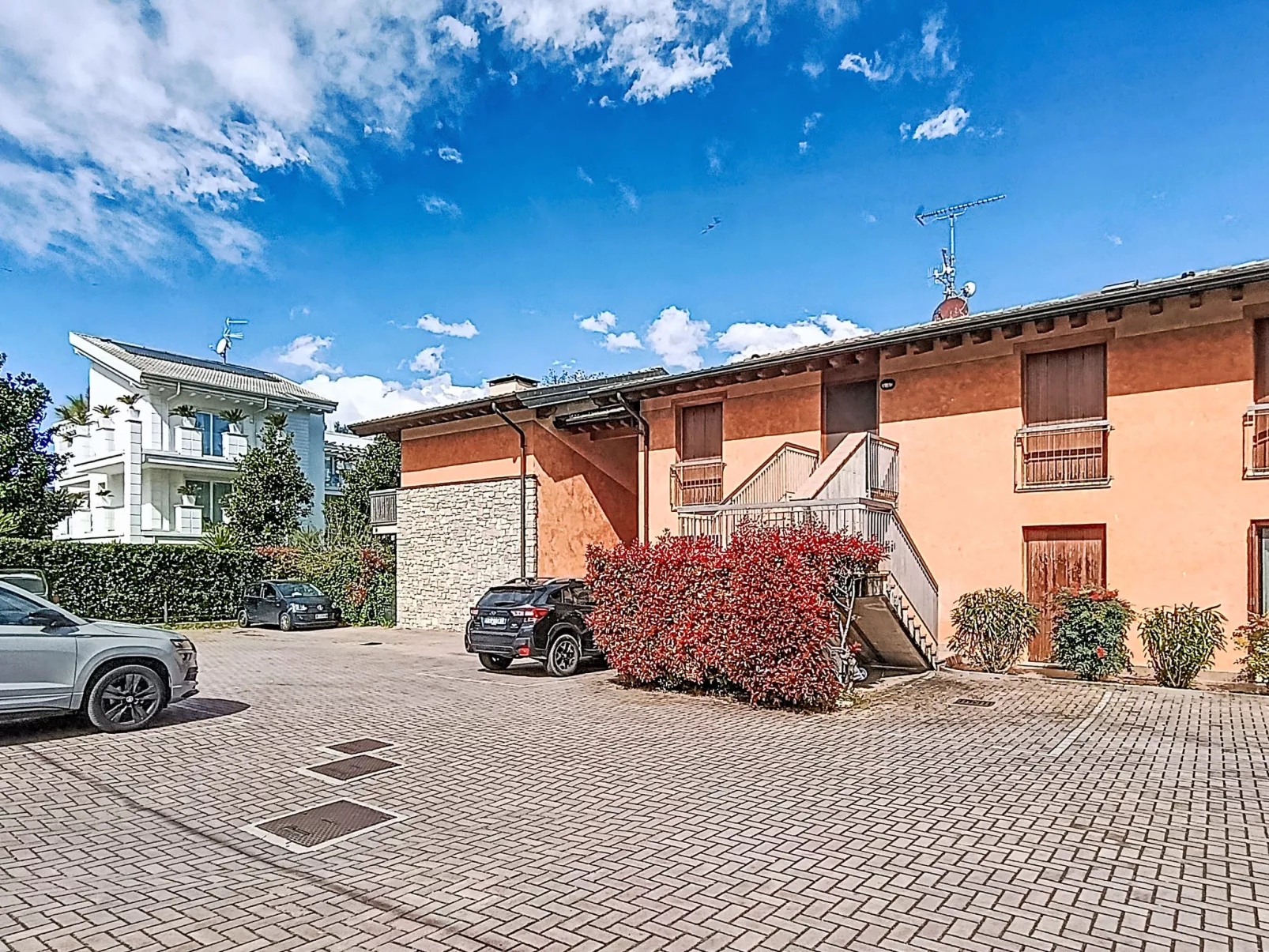 Parma House - Outside