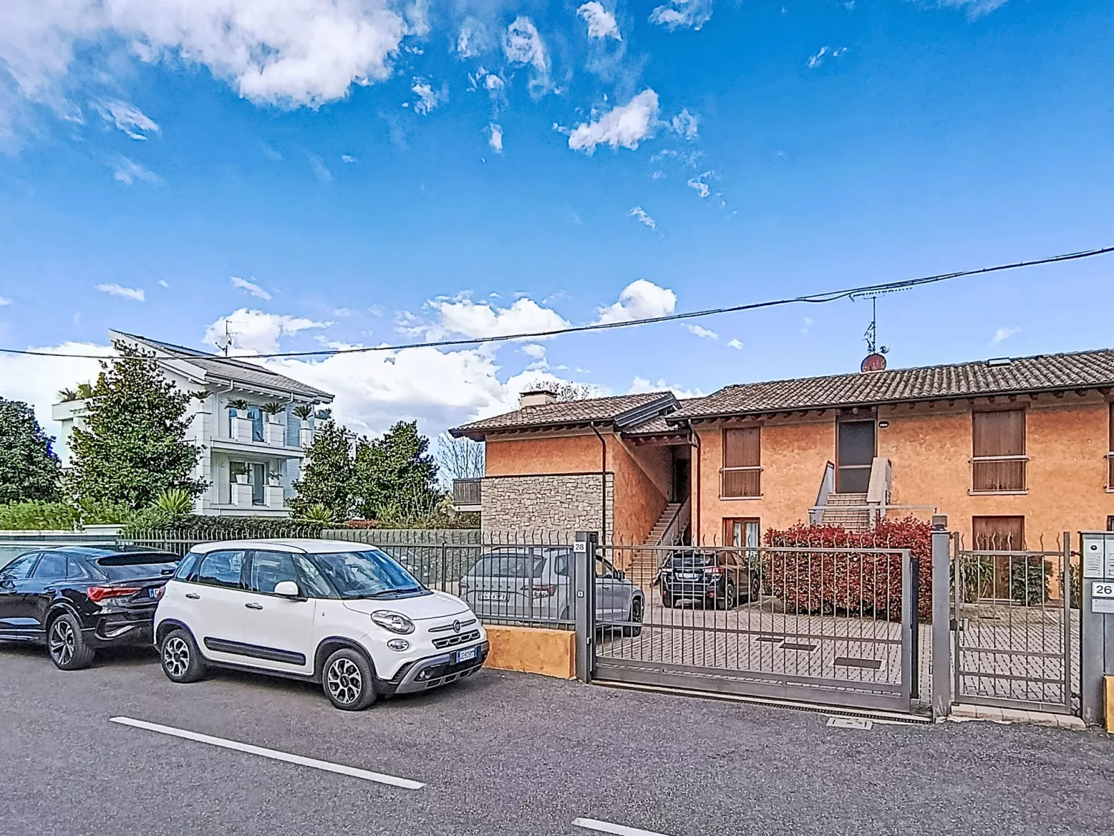 Parma House - Outside