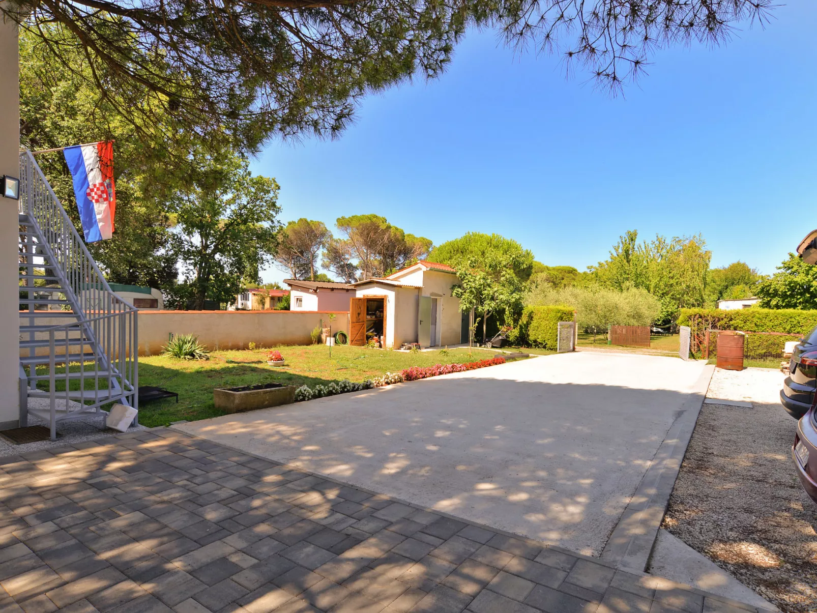 Apartment 1713 - Outside