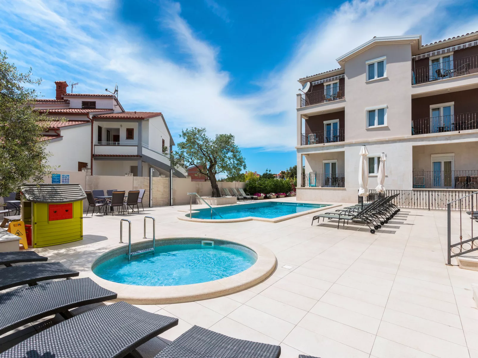 Apartment 2300 - Outside