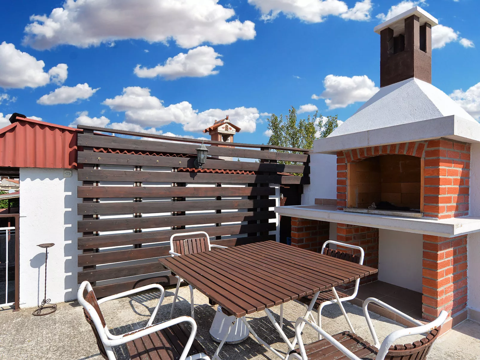 Apartment 2060 - Outside