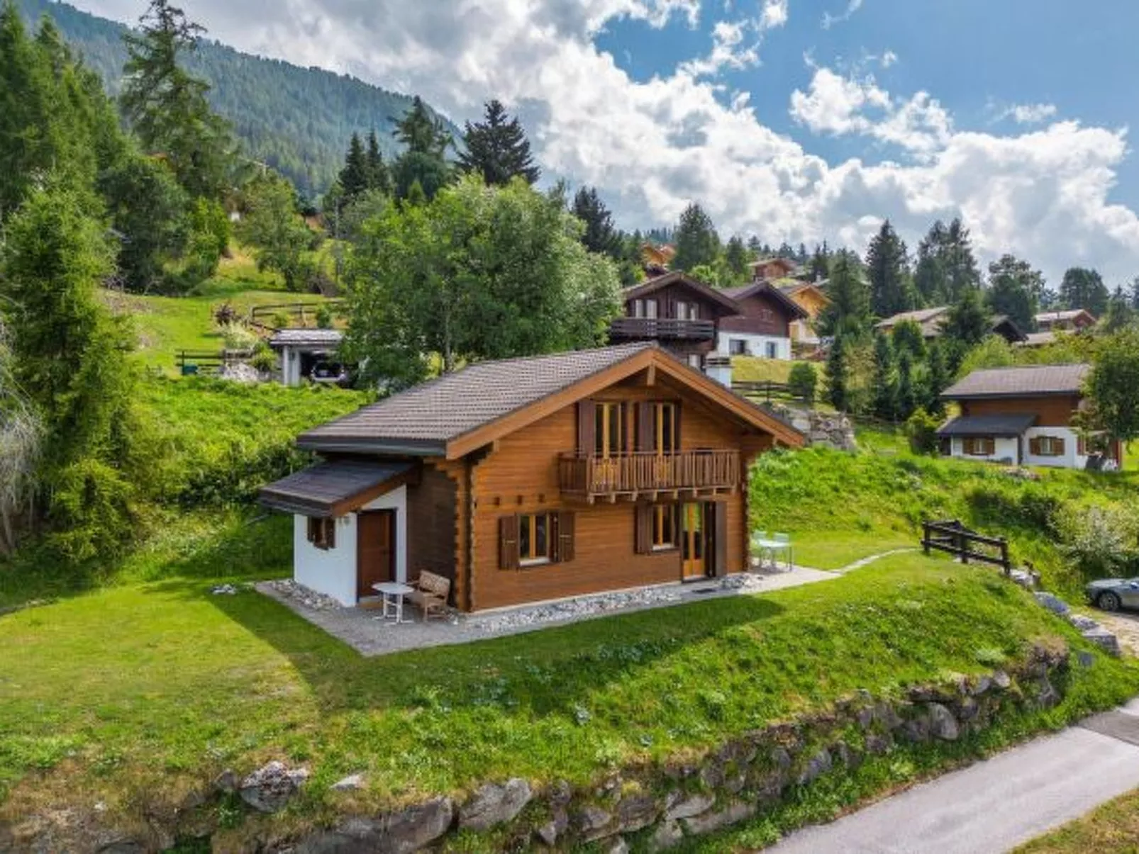 Chalet Les 2 Sabots - ski/in-out