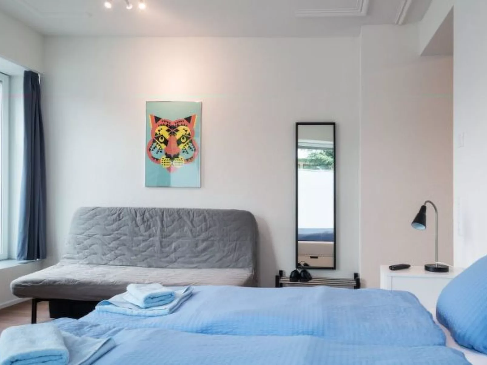 ZH Tiger - Altstetten HITrental Apartment