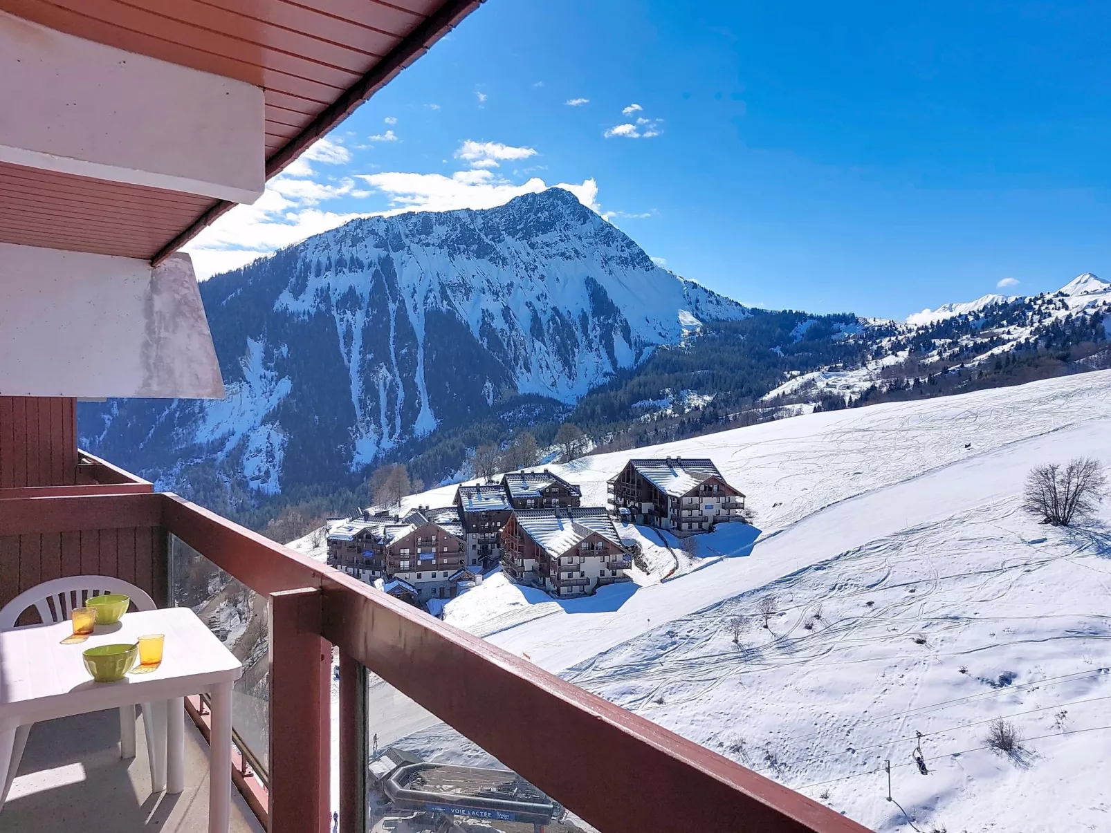 Lunik Orion - Outside