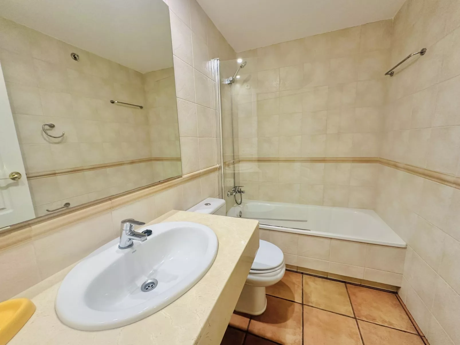 Port Pals Sea View - Dedans