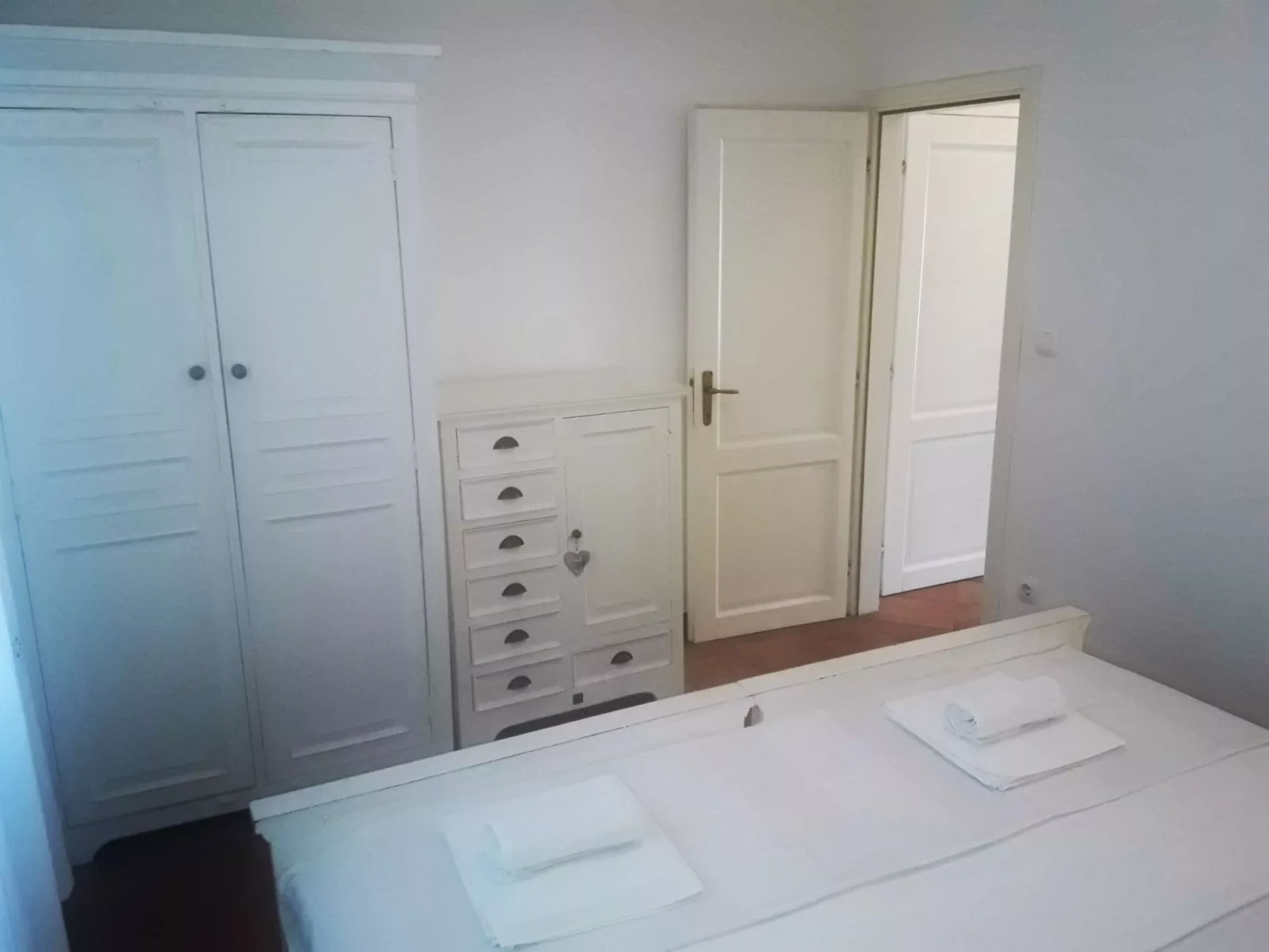 Modernes Apartment mit großer Terrasse und Grillmöglichkeit