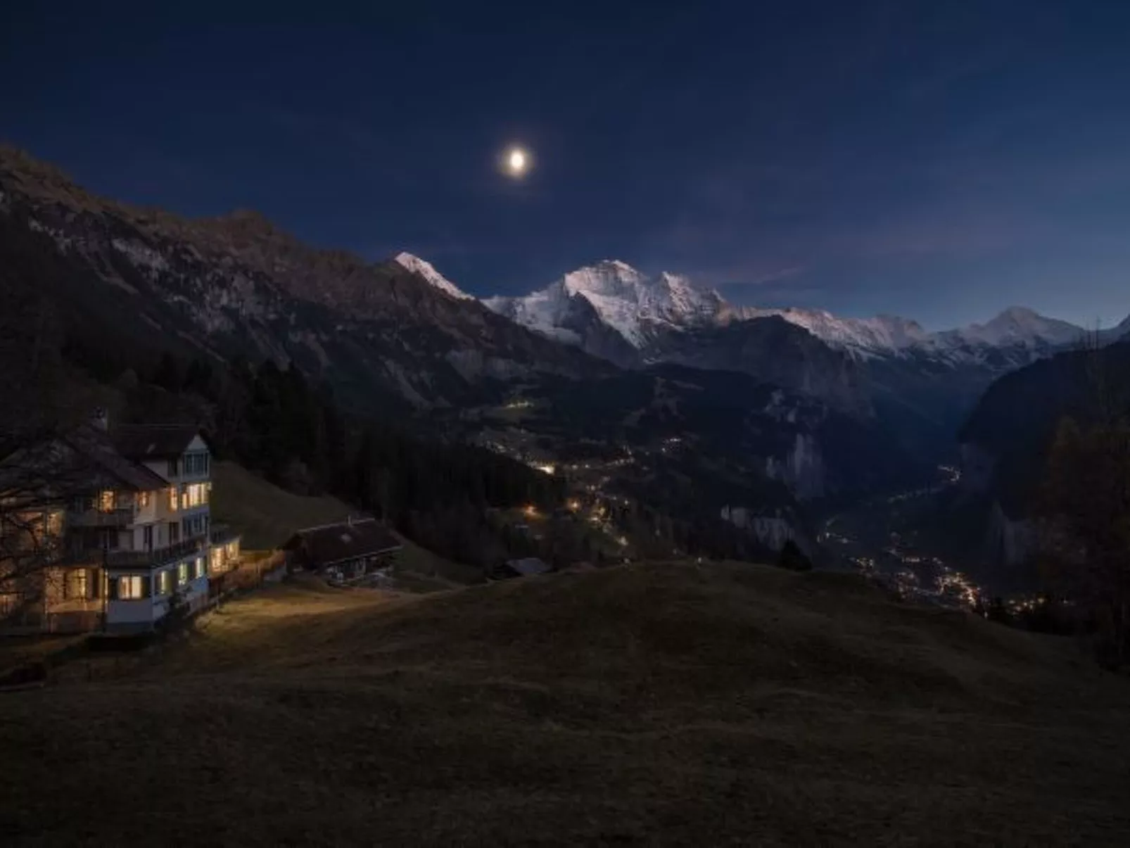 Chalet Hunnenfluh Garden Apartment