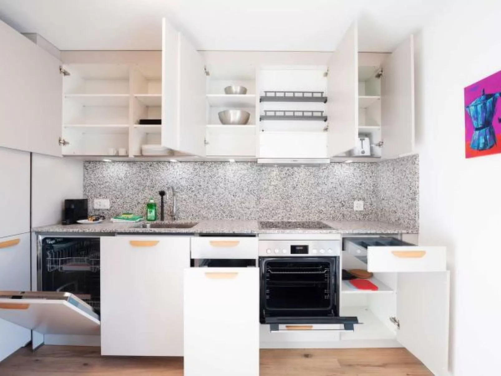 ZH Pink 1 - Letzigrund HITrental Apartment