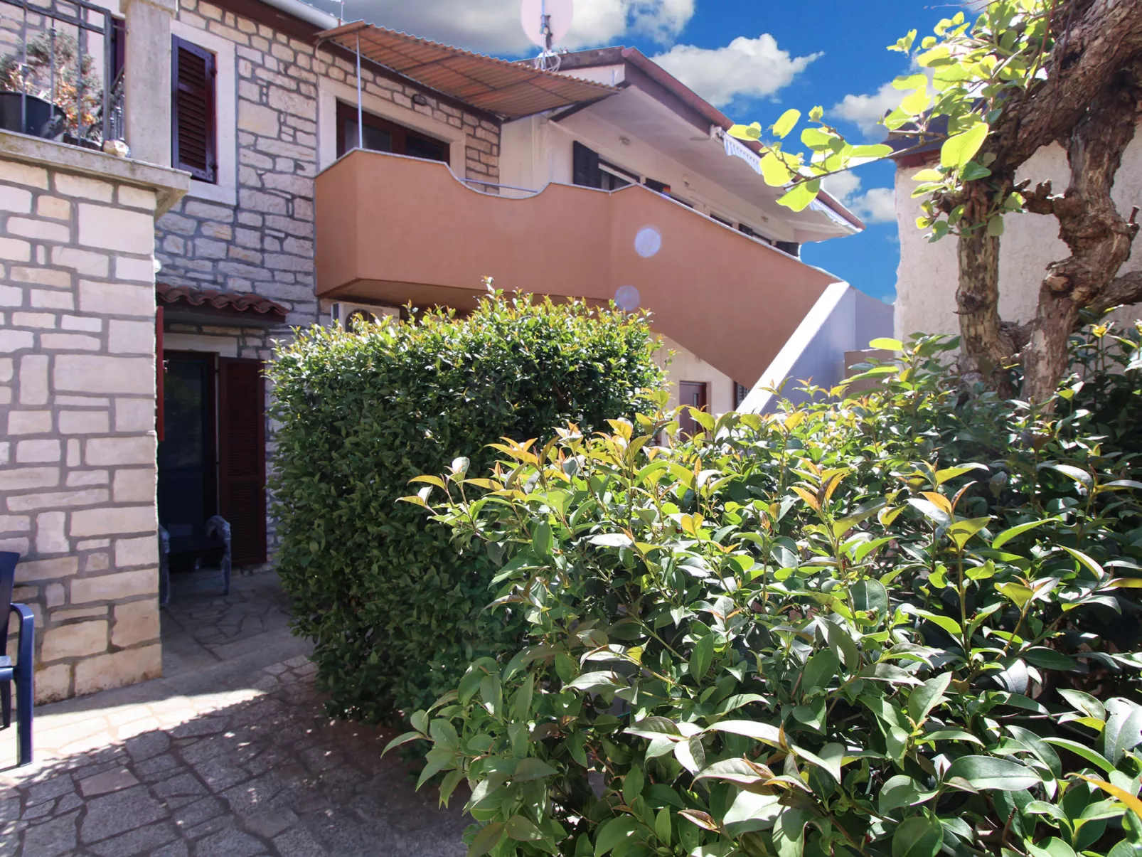 Apartment 2380