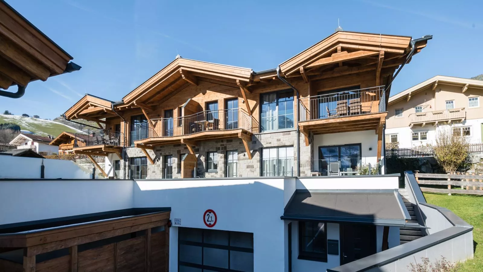 Luxury Tauern Suite Walchen-Kaprun 7-Exterior summer