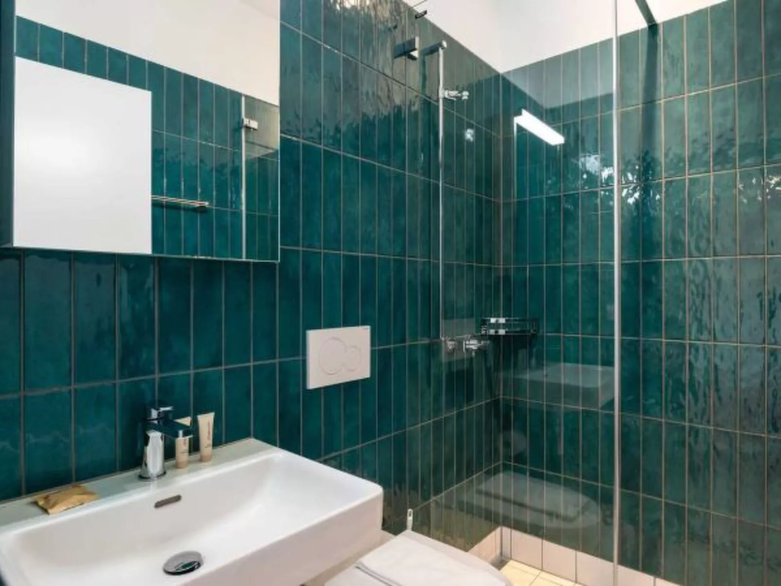 ZH Blue 3 - Letzigrund HITrental Apartment