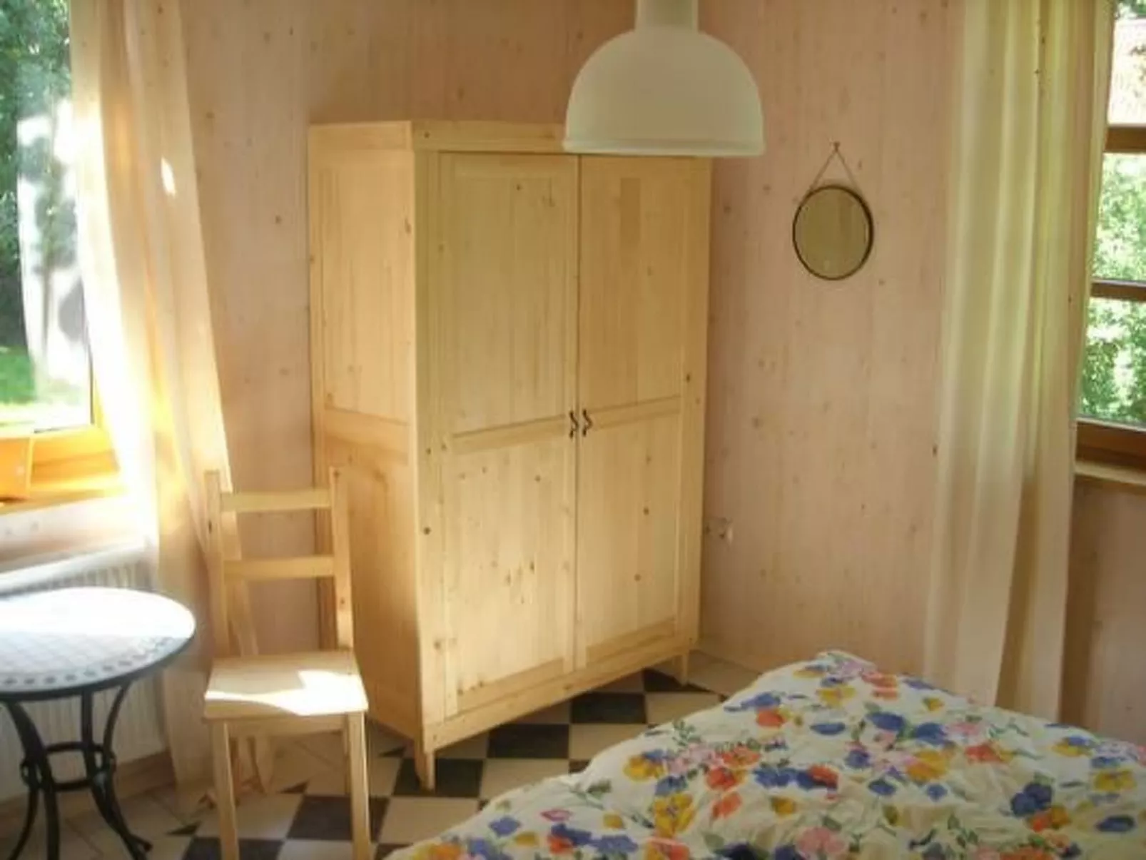 Geräumige Ferienwohnung in Kölker mit Terrasse und Grill - Drinnen