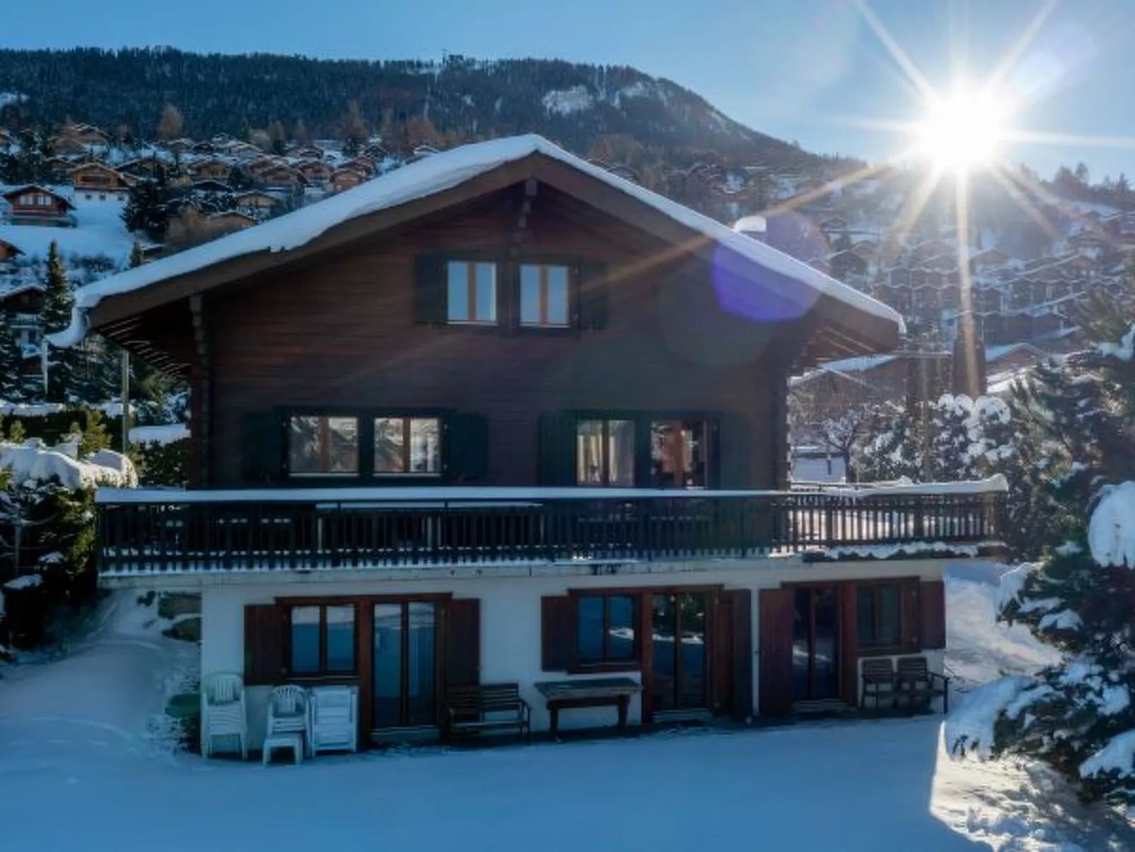 Chalet La Chenevière - Outside
