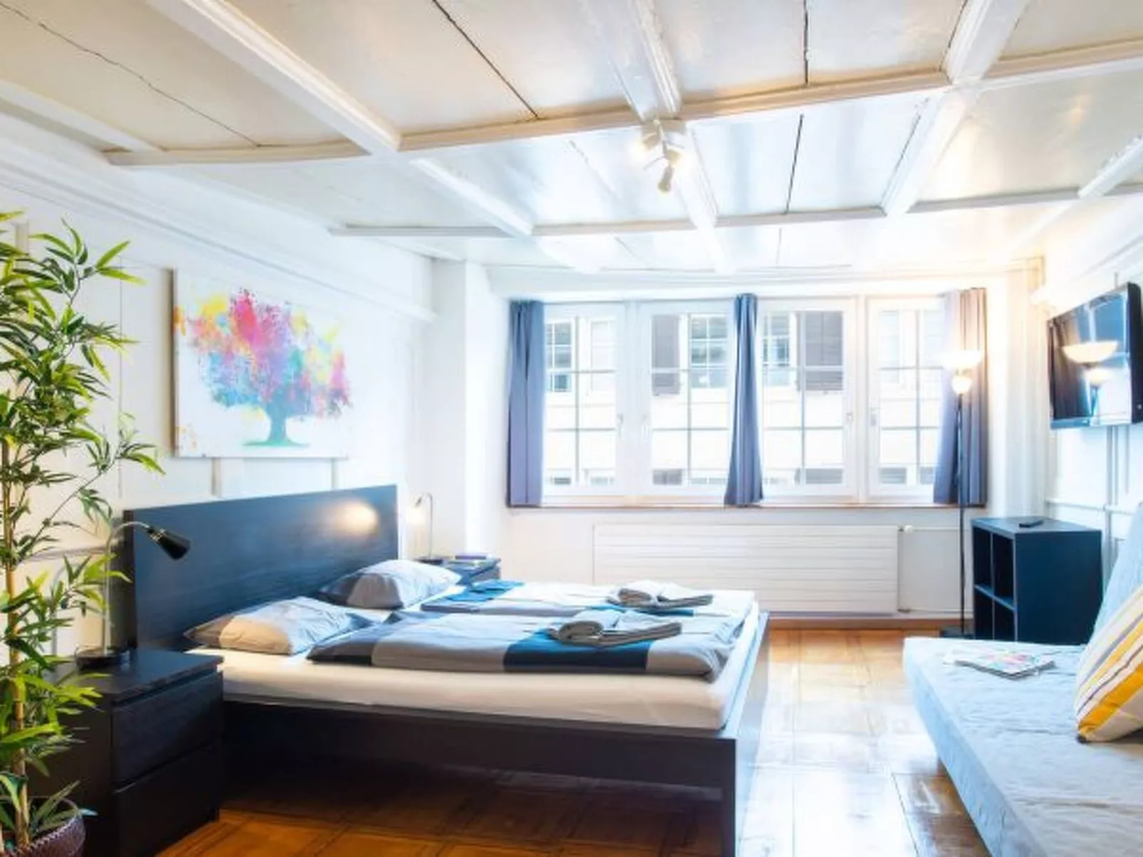 ZH Doerfli 3 - HITrental Apartment - Drinnen