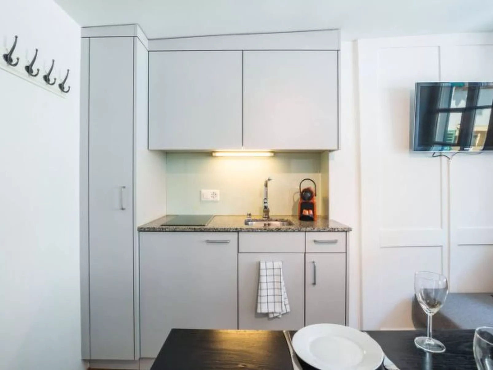 ZH Gasse 2 – HITrental Schmidgasse Apartment - Inside