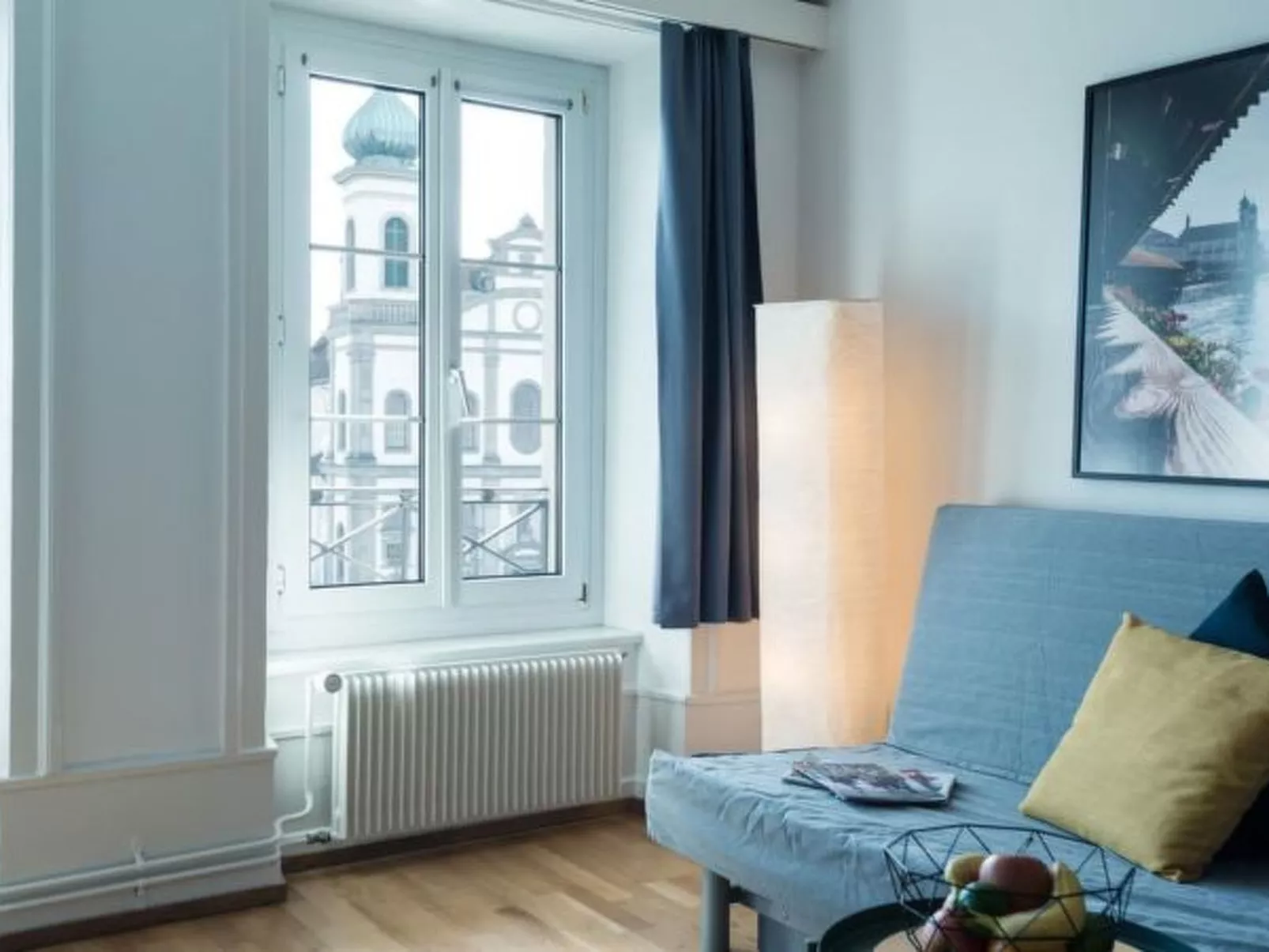 LU Saturn lll - Chapel Bridge HITrental Apartment - Dedans