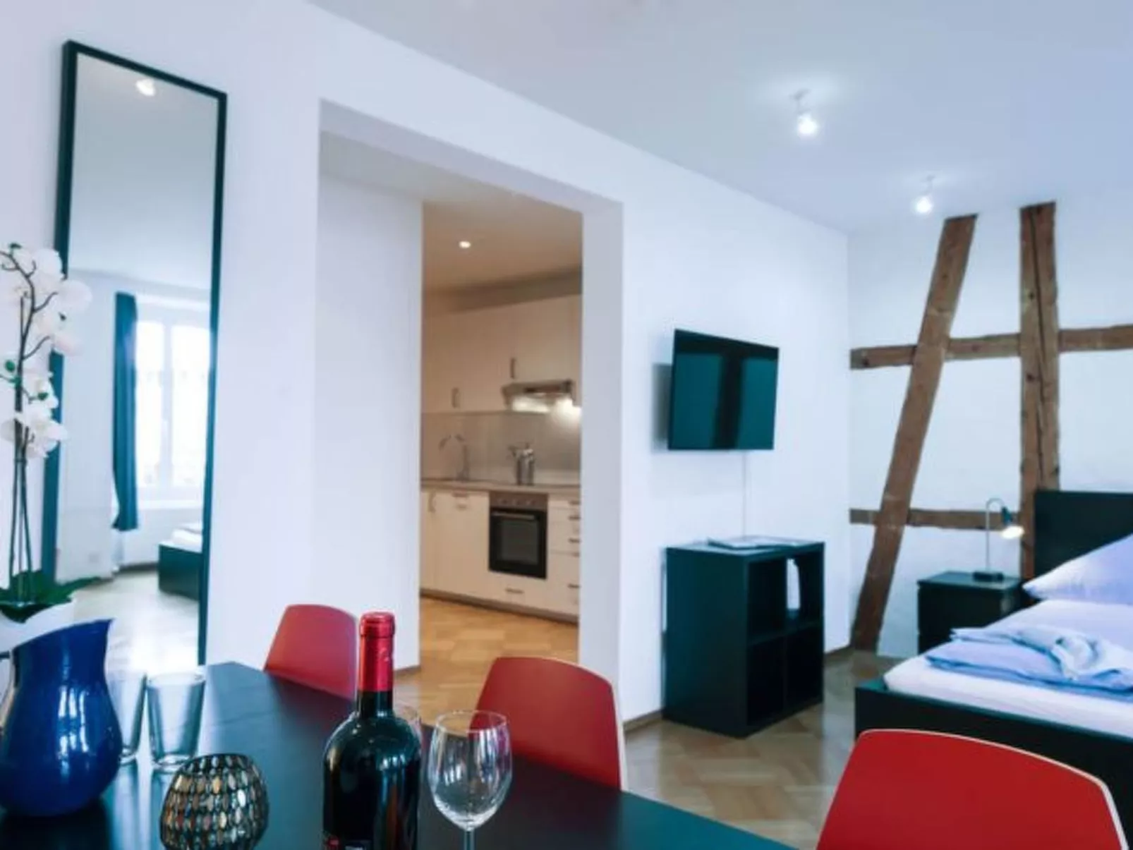 LU Neptun I - Chapel bridge HITrental Apartment - Inside