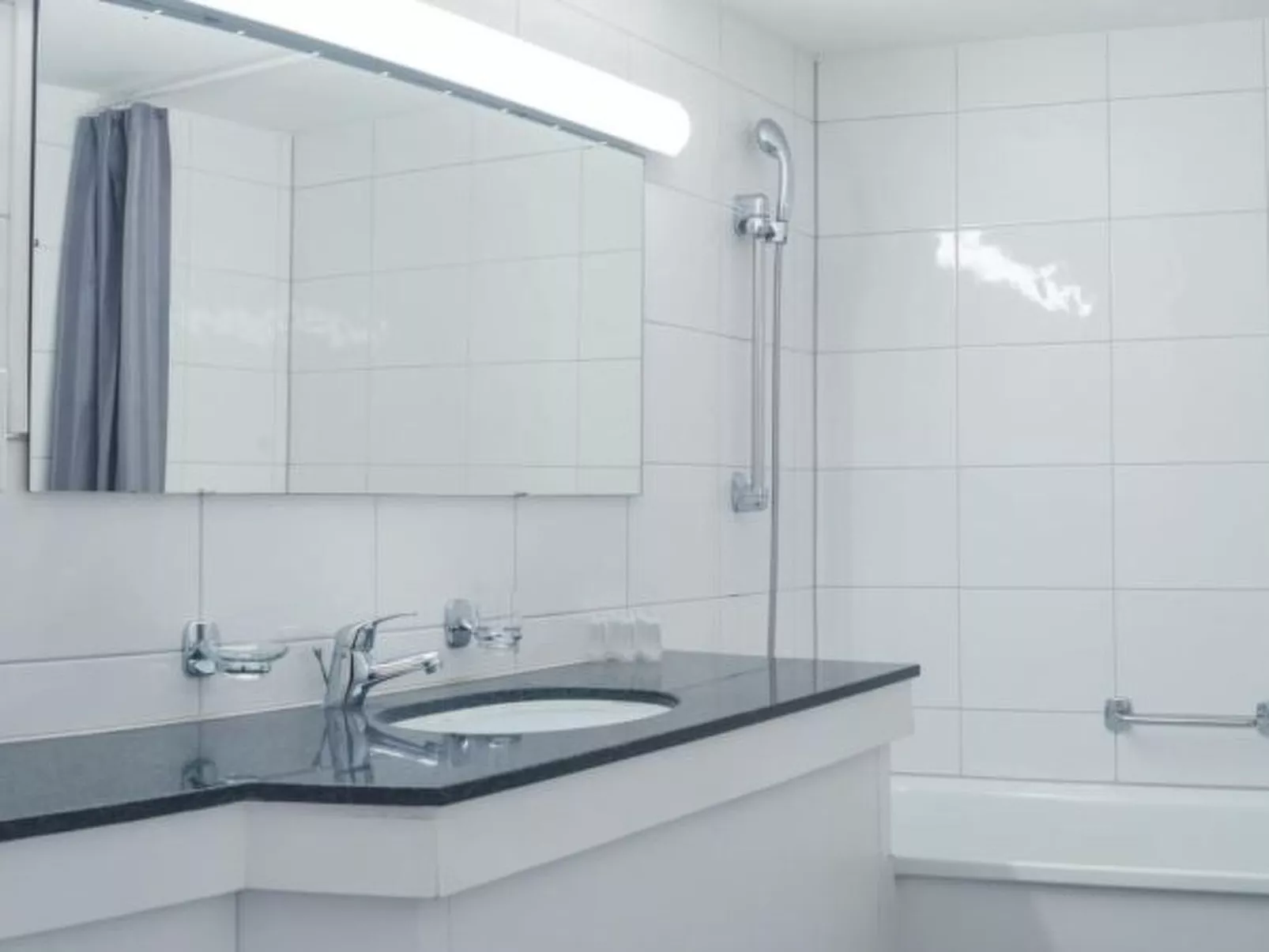 LU Mars IVb - Chapel Bridge HITrental Apartment - Drinnen