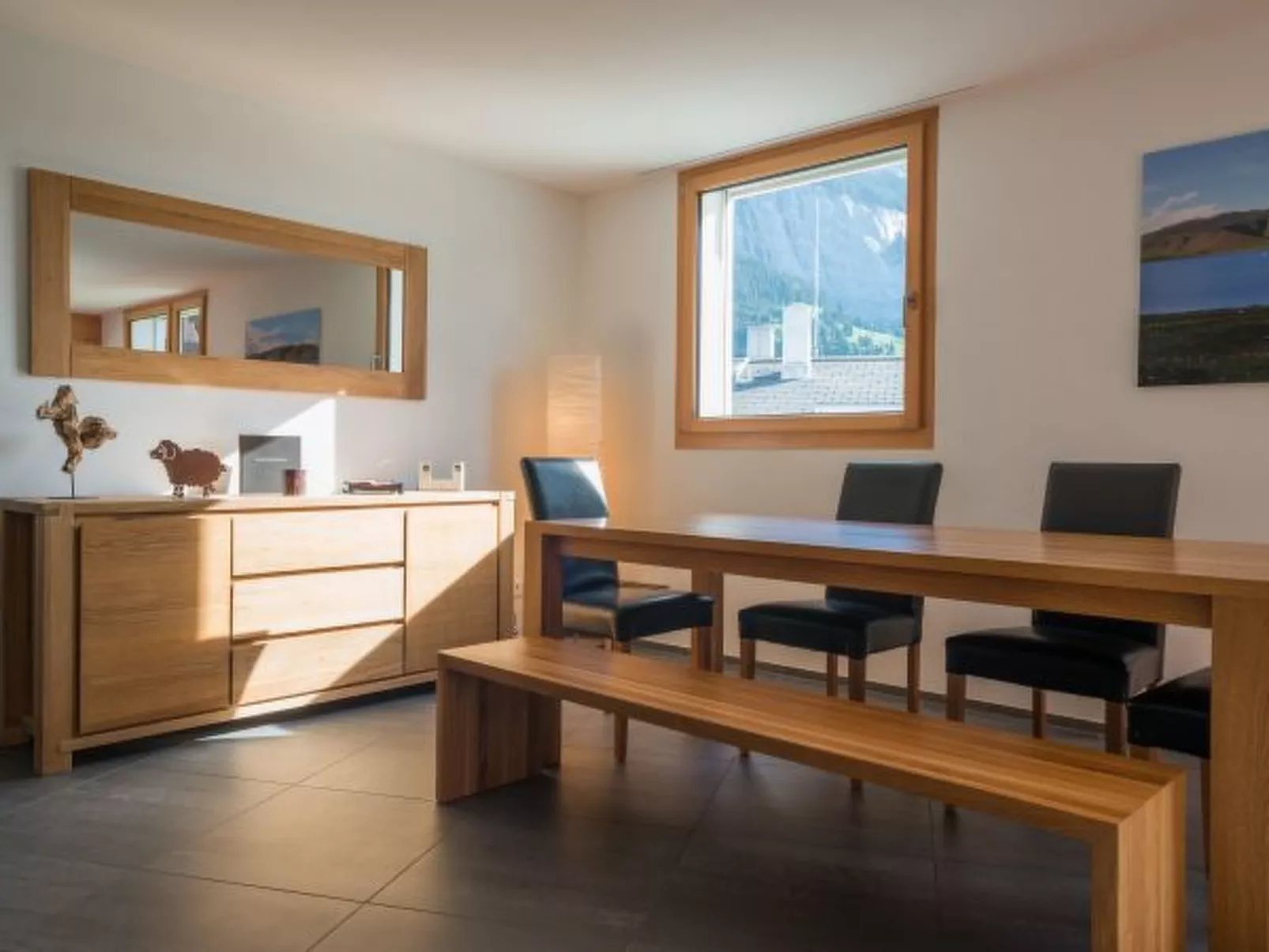 Prada Biala - Dedans