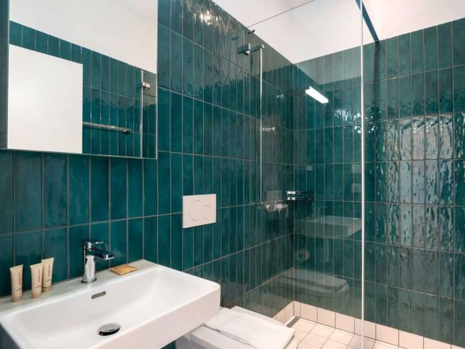 ZH Red 5 - Letzigrund HITrental Apartment - Dedans