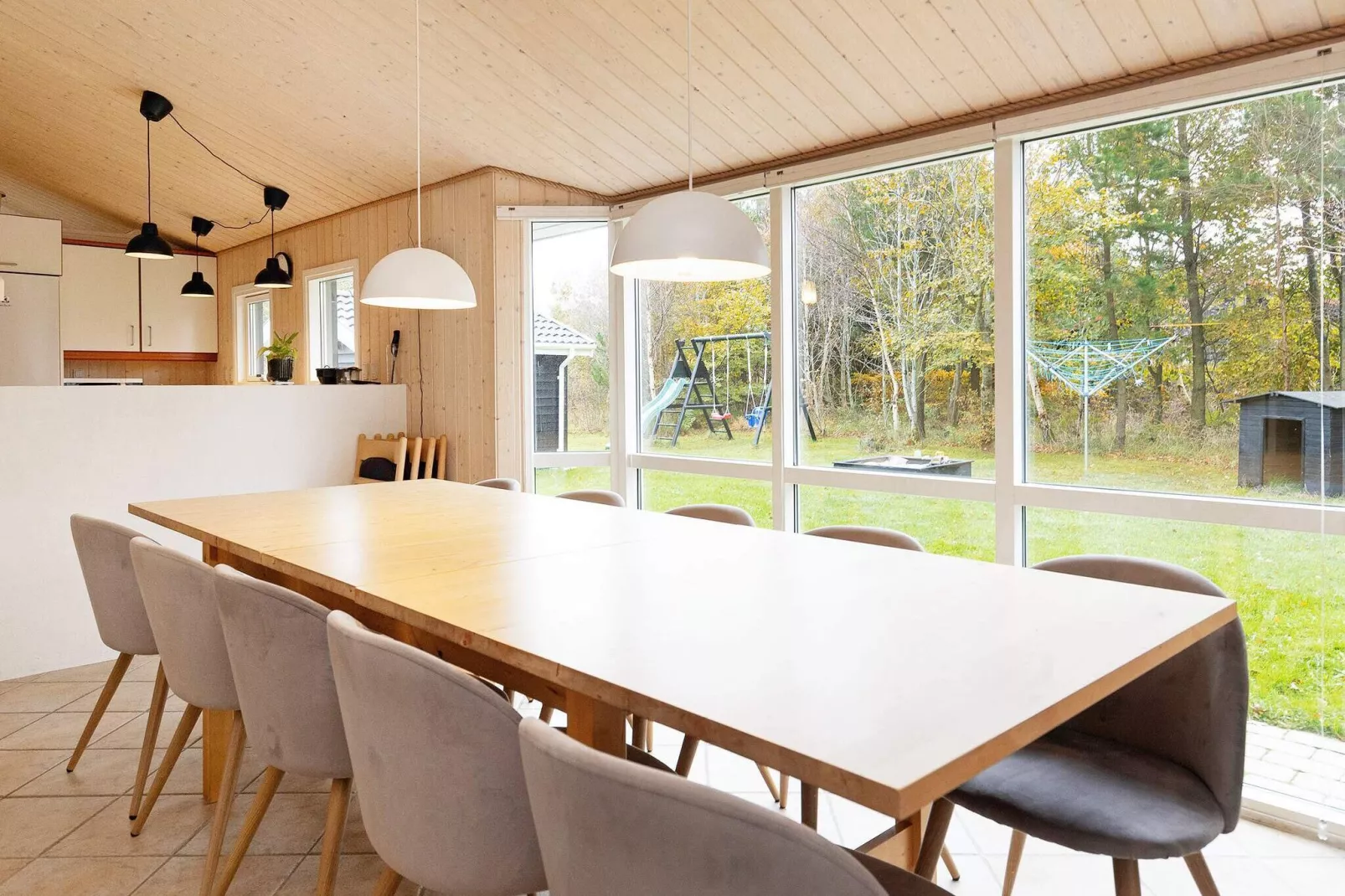 10 person holiday home in Fjerritslev-By Traum-Indoor