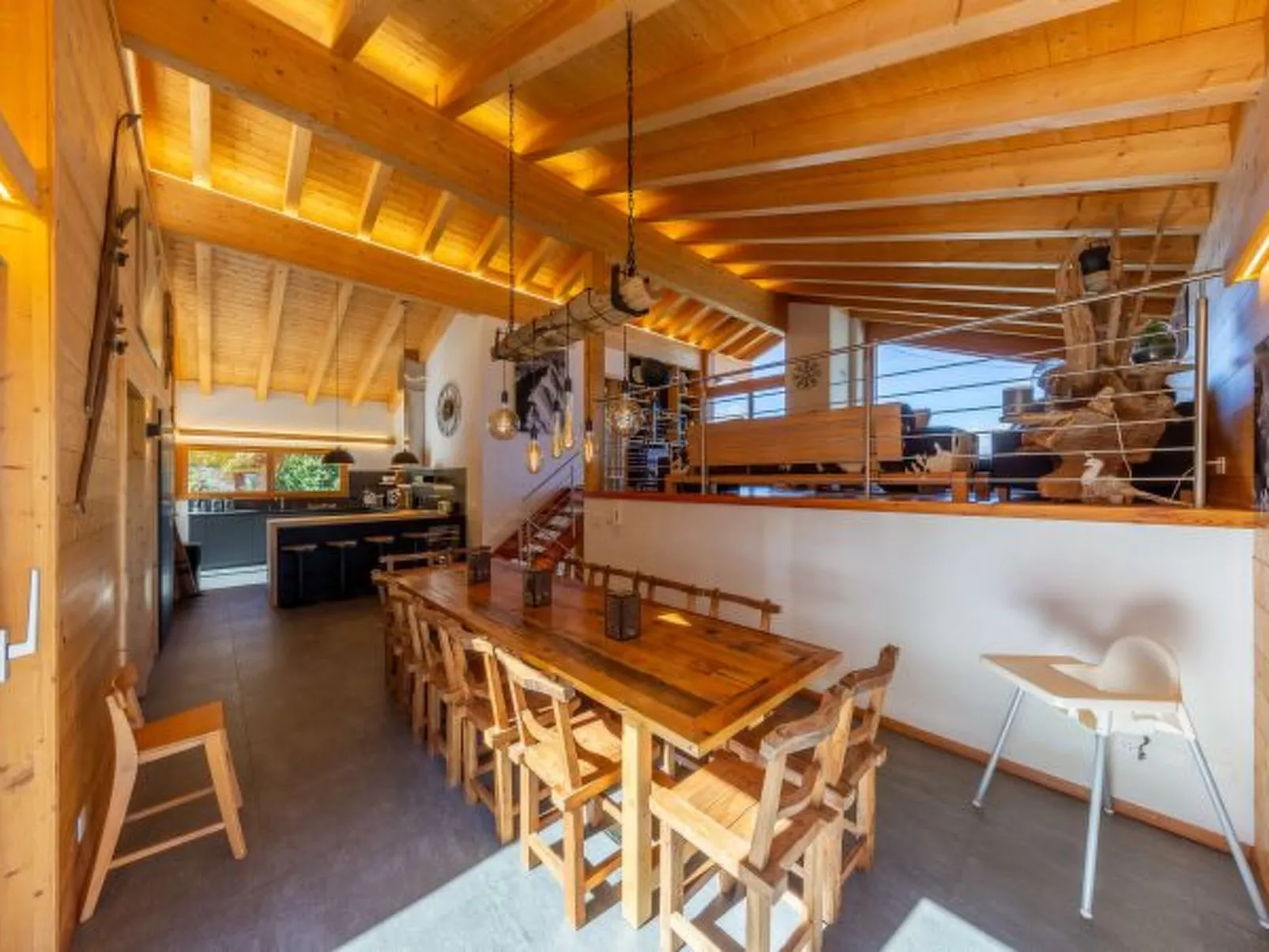 Chalet Ciel Etoilé - vue splendide - Inside