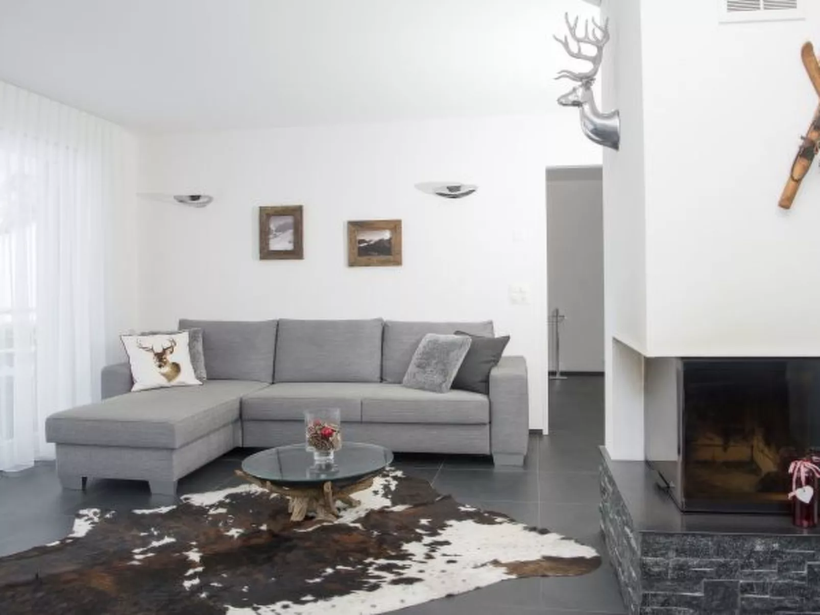 Ski in-Ski out Ferienwohnung Heimberg in Parpan- Lenzerheide - Drinnen