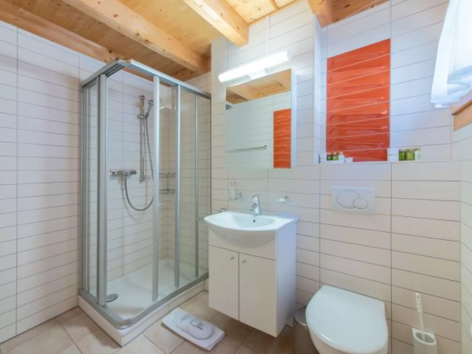 Racers Retreat 10 - Dedans