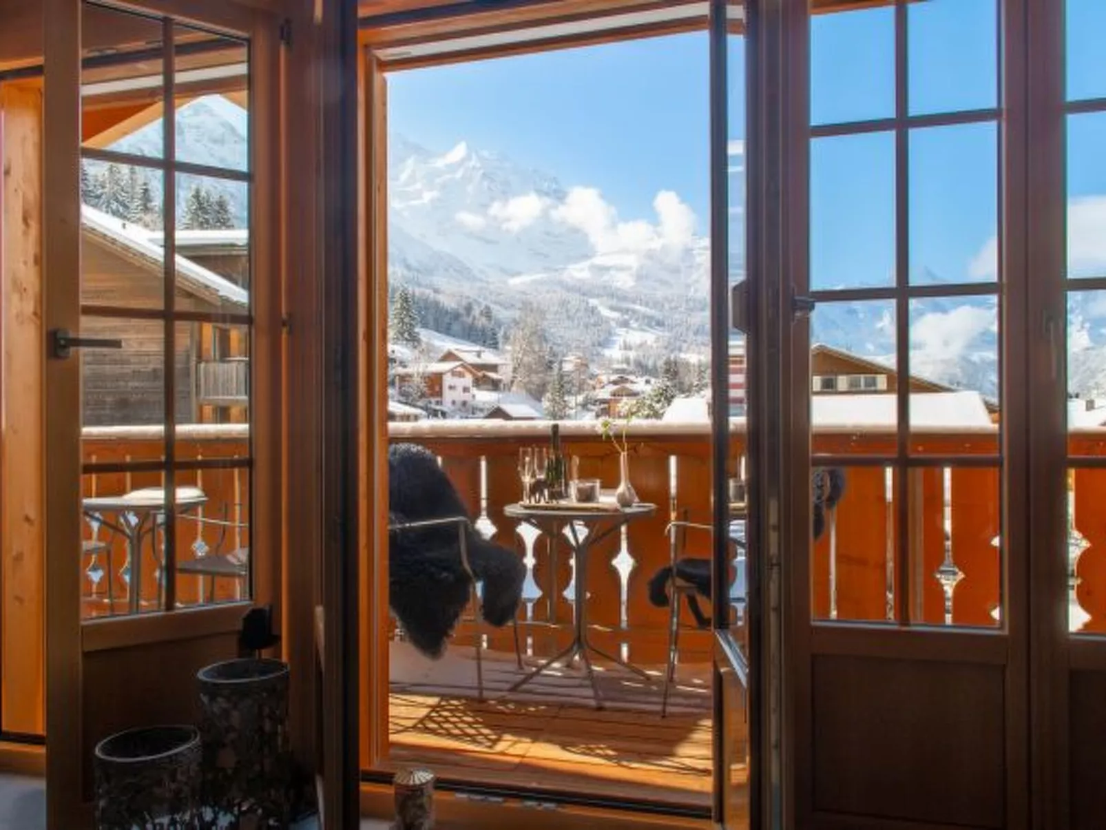 Waldbort Penthouse Suite - Inside