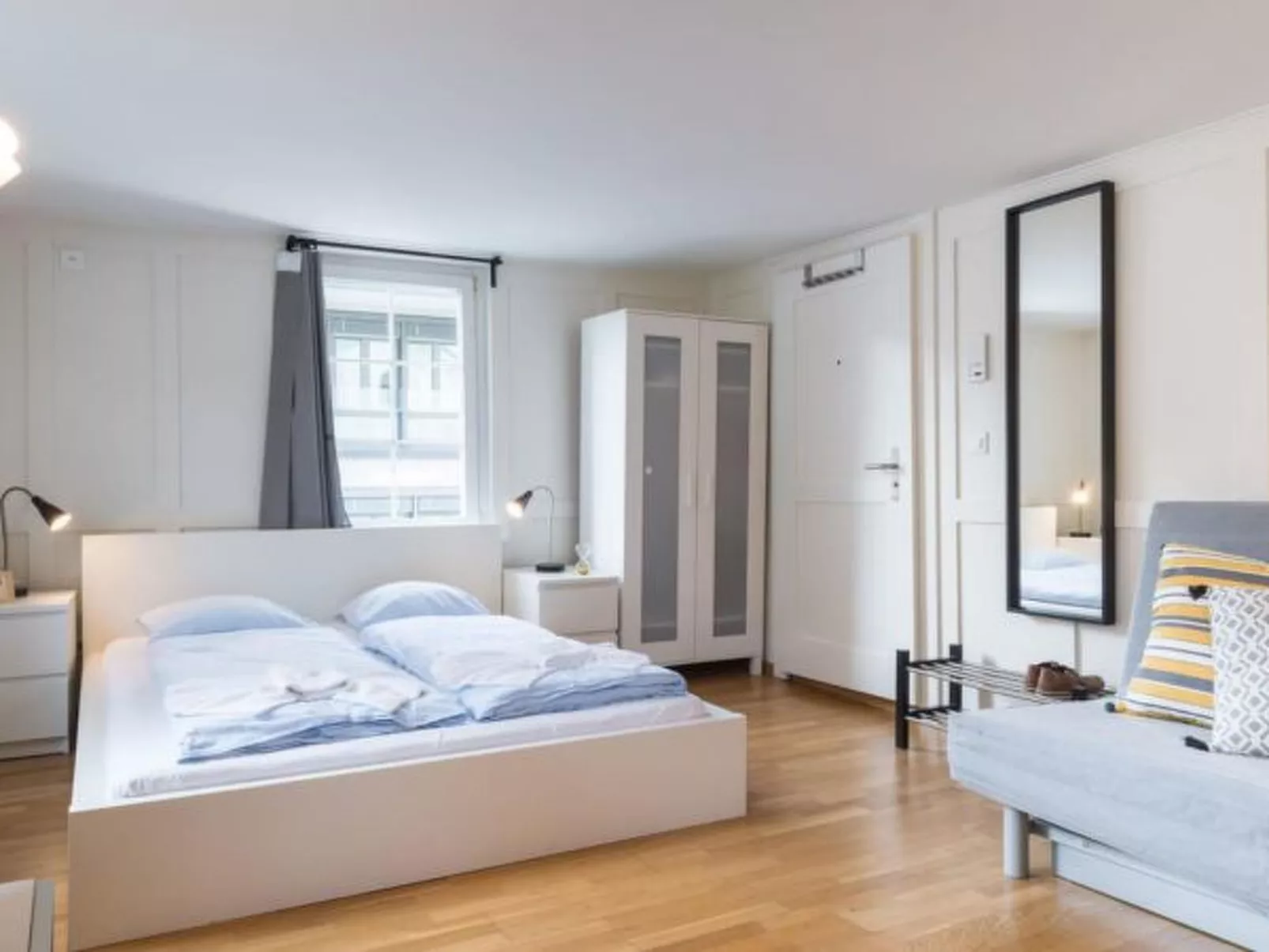 ZG Zeughausgasse I - HITrental Apartment - Inside