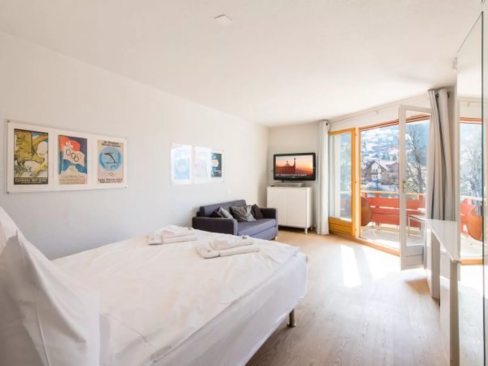 Eiger Residence - Inside