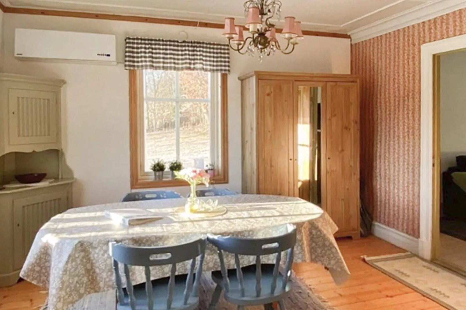 5 person holiday home in KUNGSHAMN-Indoor