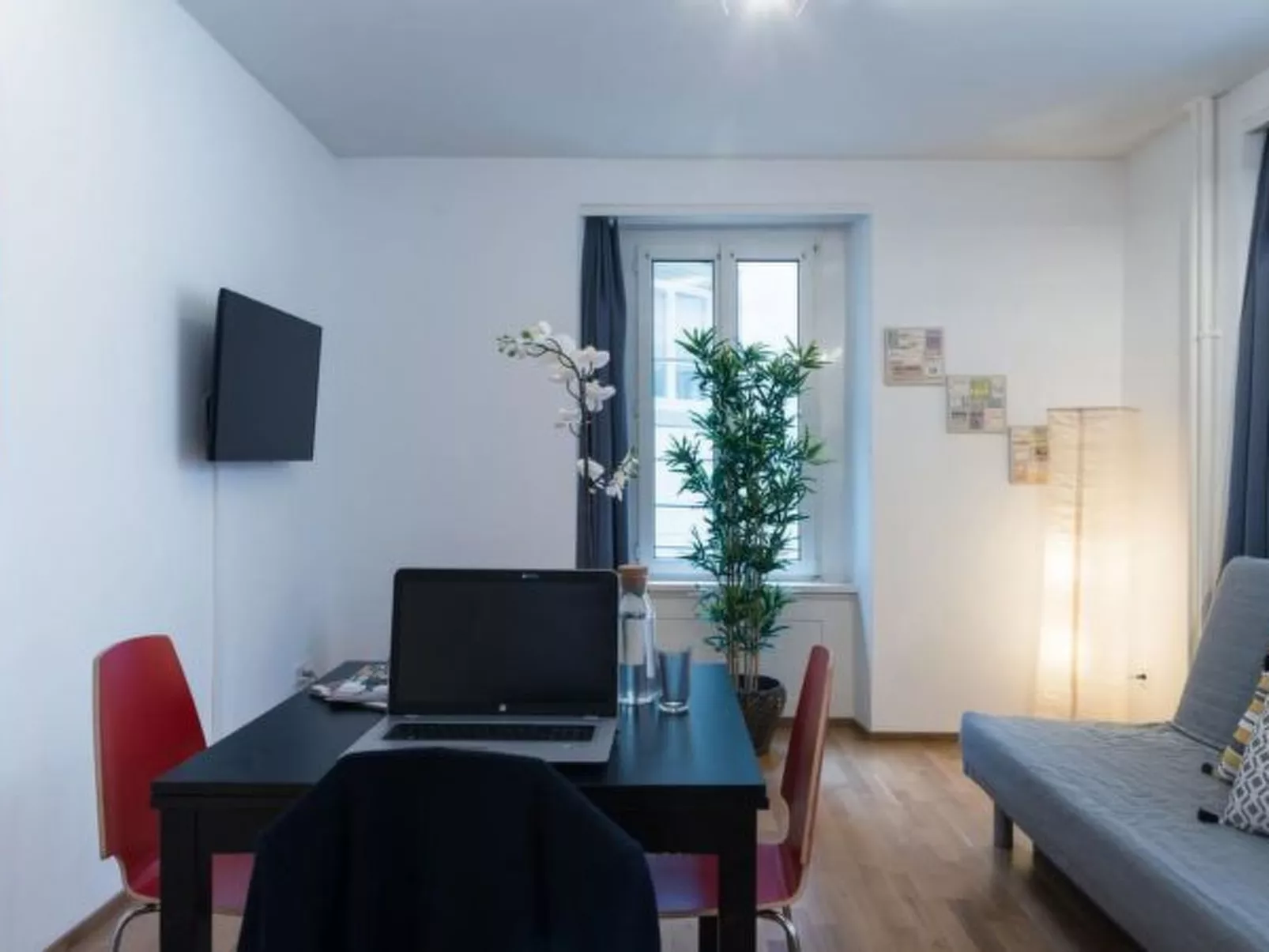 LU Venus ll - Old Town HITrental Apartment - Inside