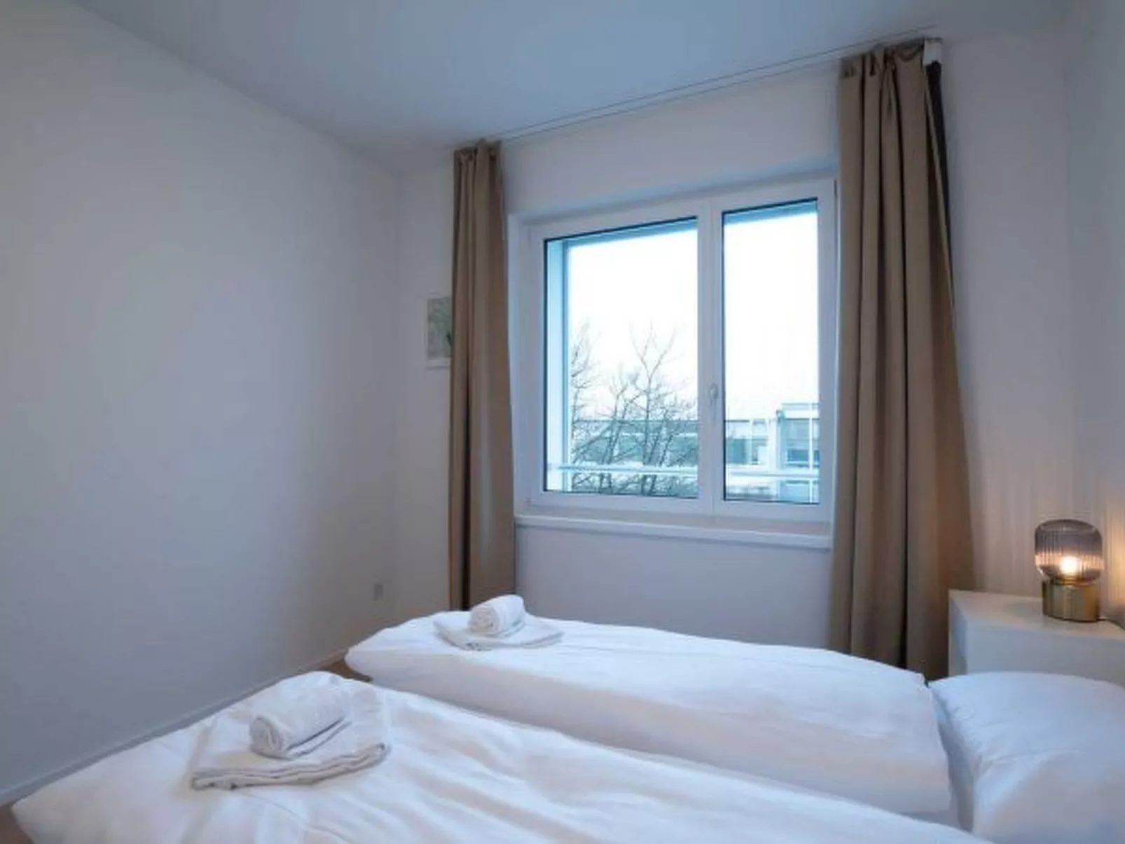 ZH Green 4 - Letzigrund HITrental Apartment - Drinnen