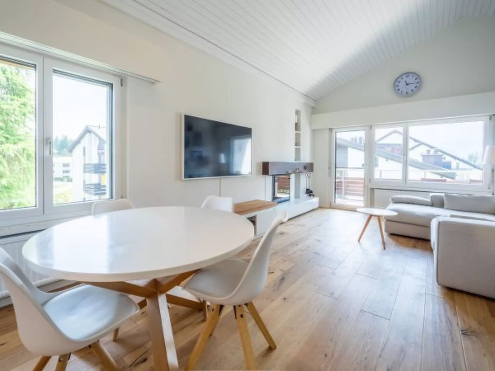 Casa Curnera 8 - Inside