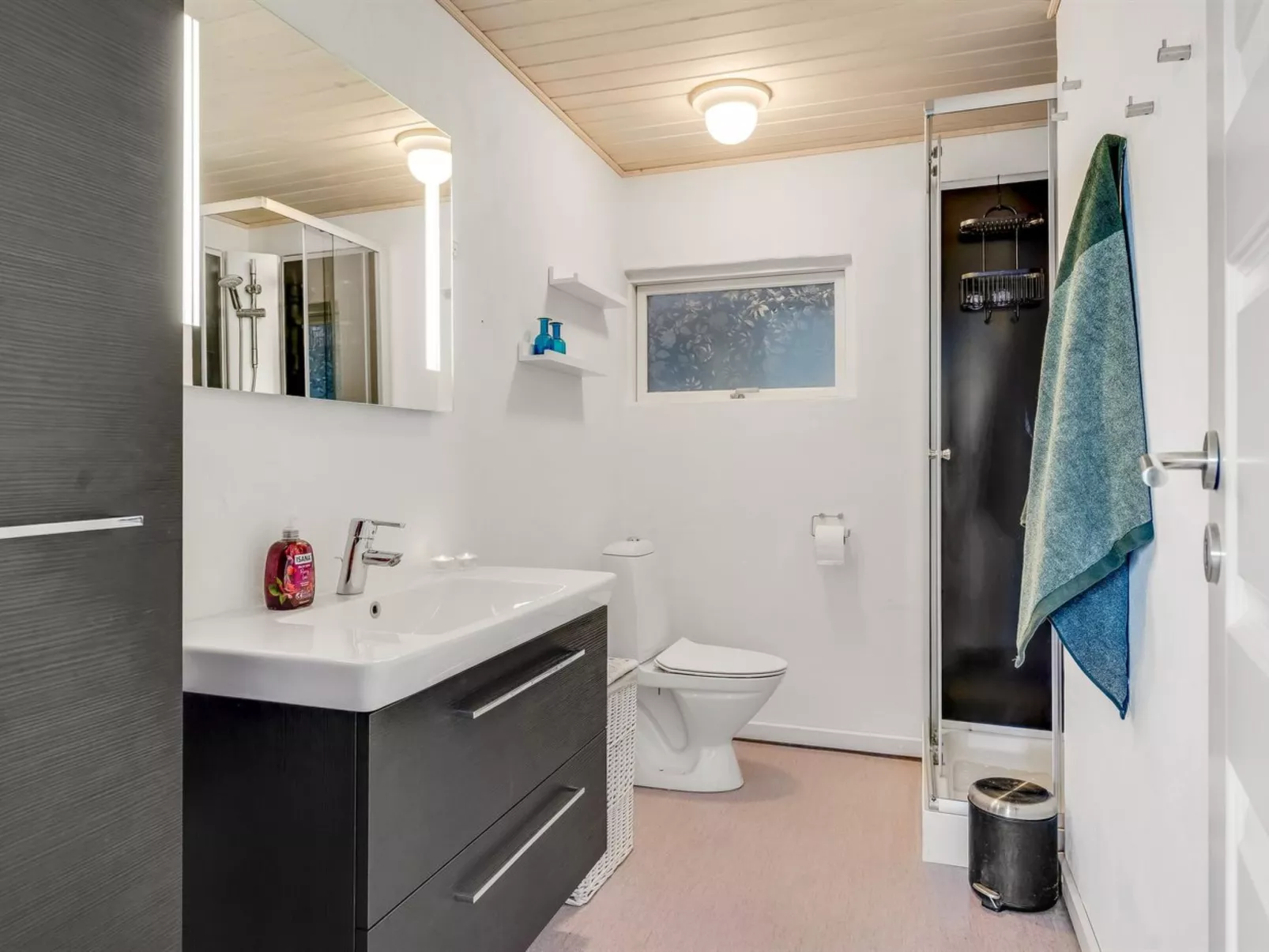 "Danail" - 250m from the sea - Dedans