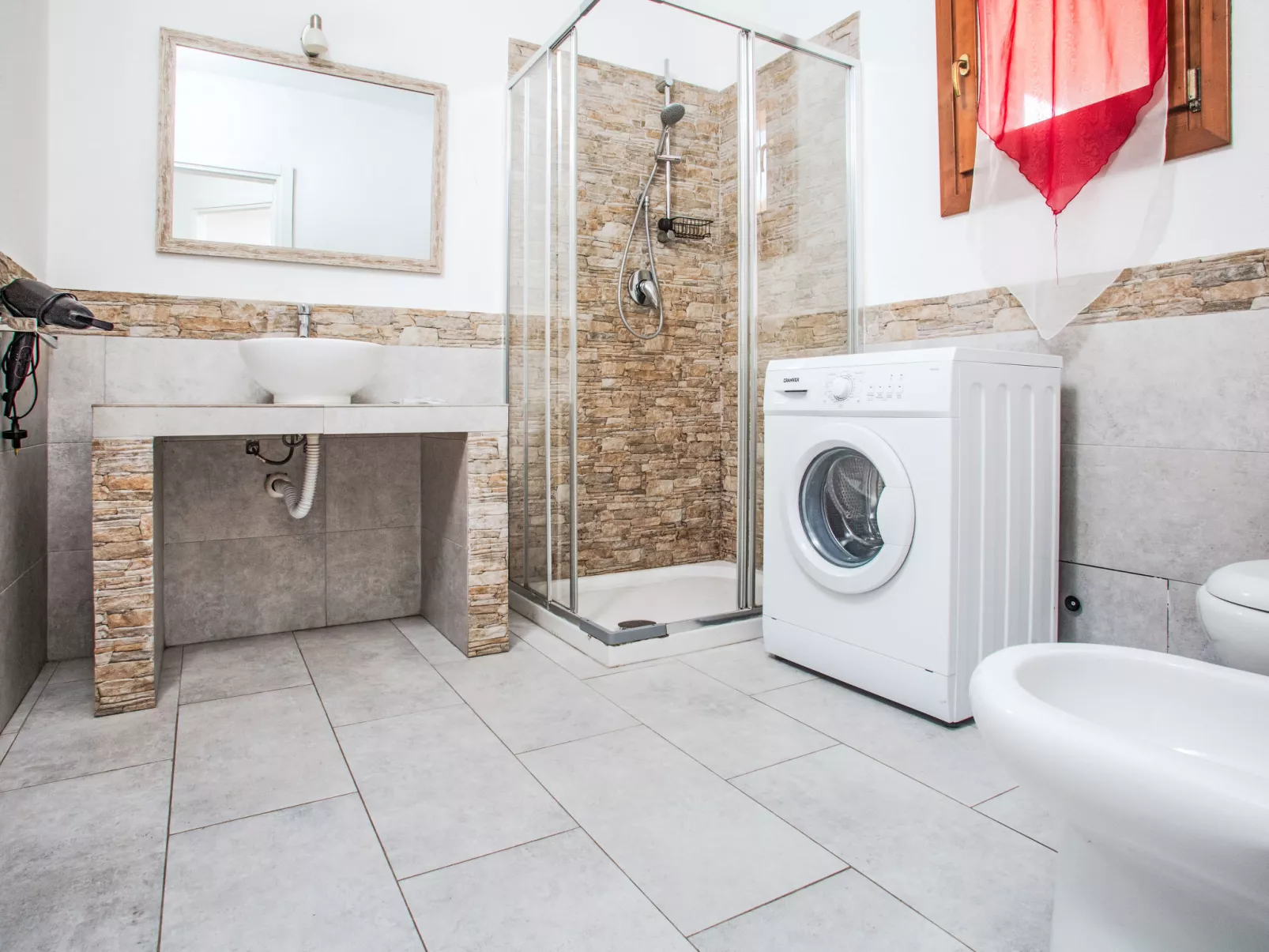 Luminoso trilocale eolo - Dedans