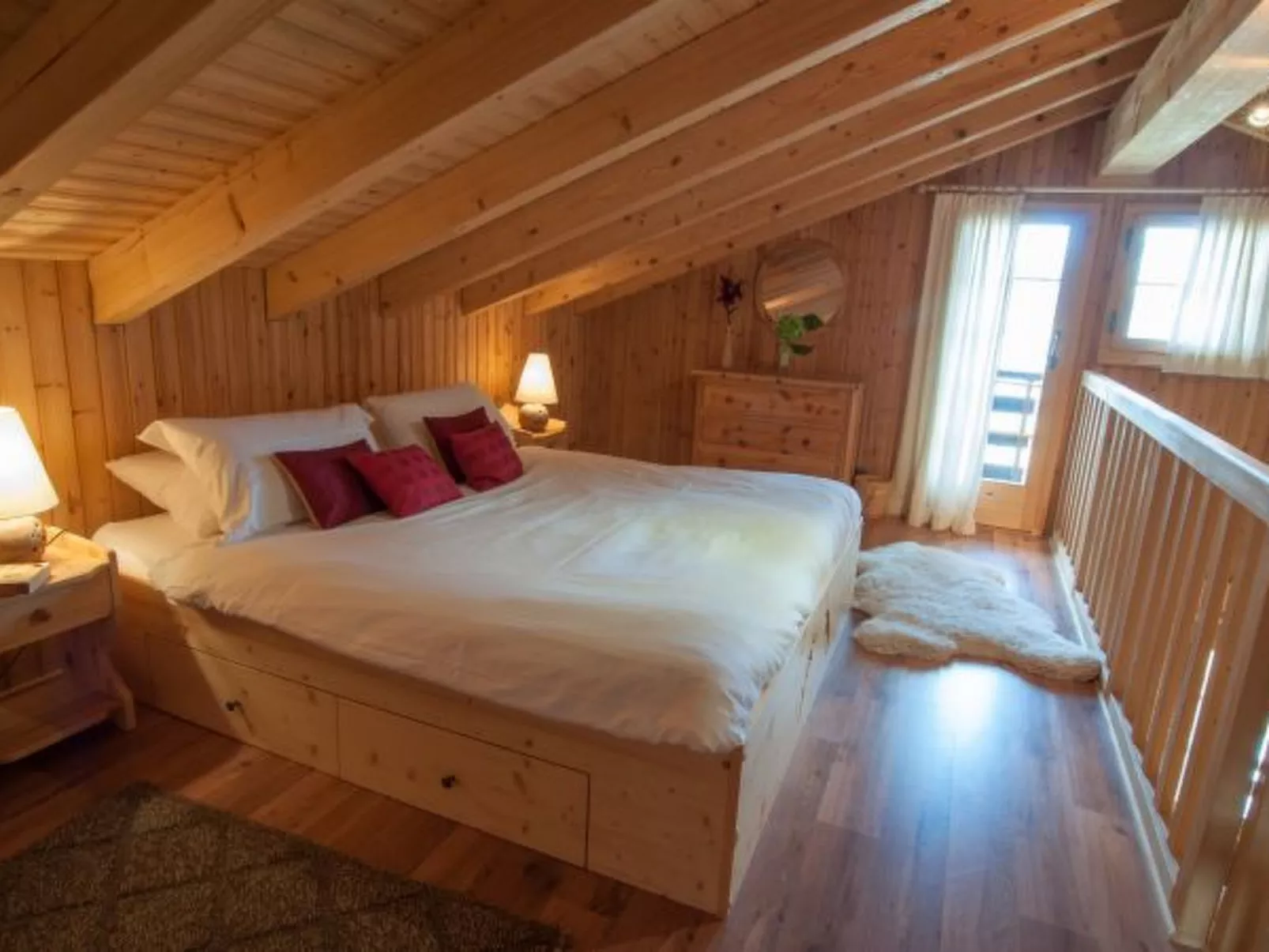Chalet Lisa, ski-in/out, accessible by car - Drinnen
