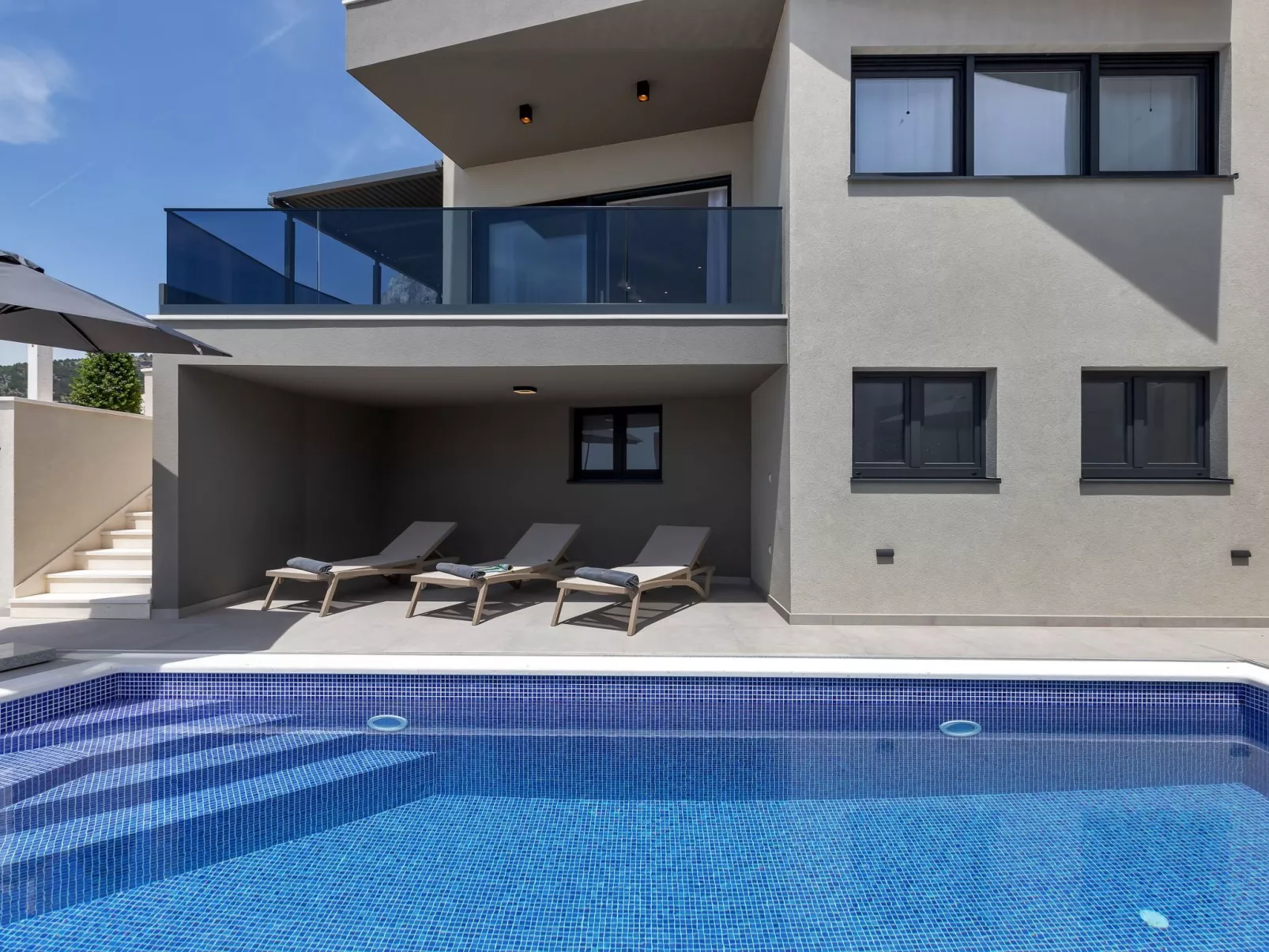 Villa Vip in Makarska mit beheiztem Pool und 4 Schafzimmern - Image-tags.info