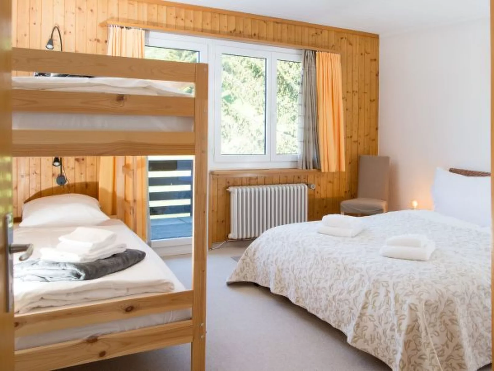 Ski in Ski out Familienunterkunft Chesa Katja Lenzerheide - Dedans