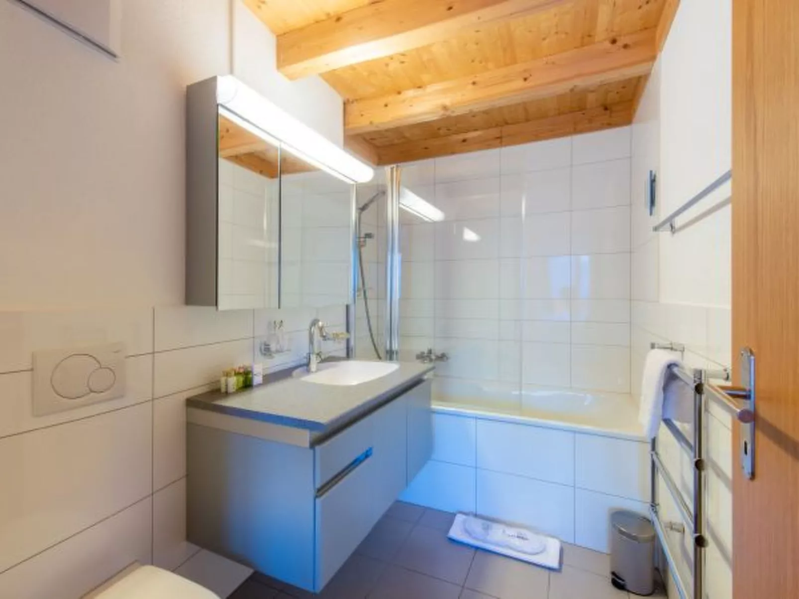 Racers Retreat 10 - Dedans