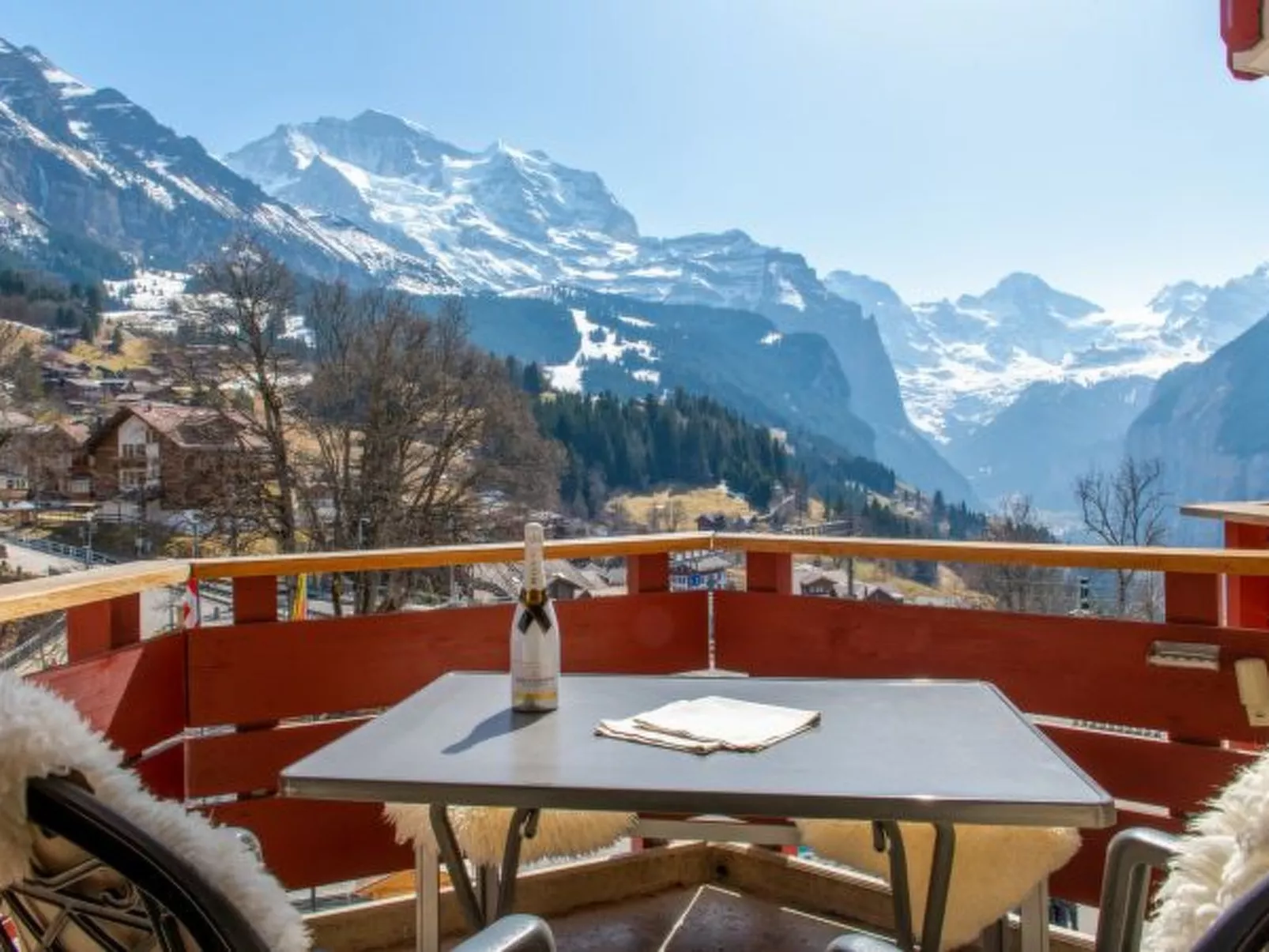 Eiger Residence - Outside