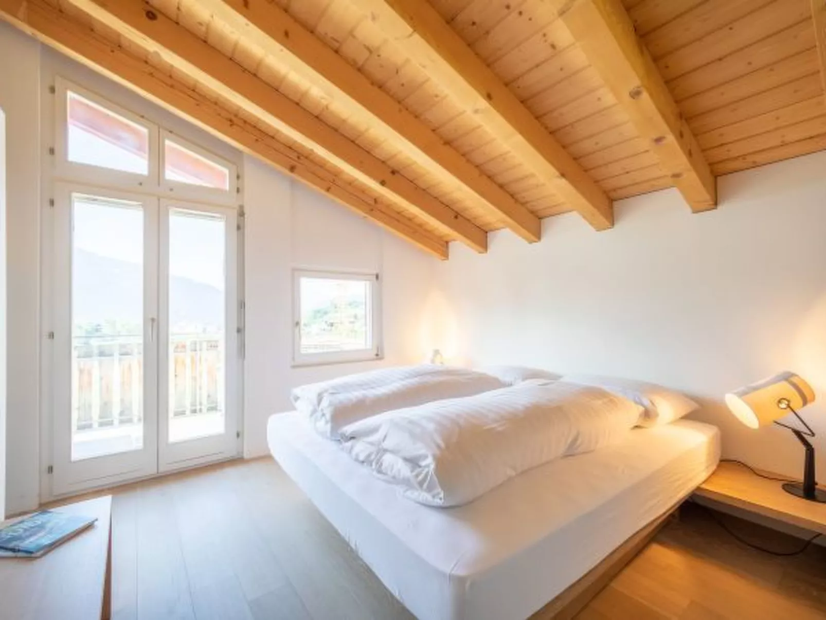 COCOON-LAAX - Inside